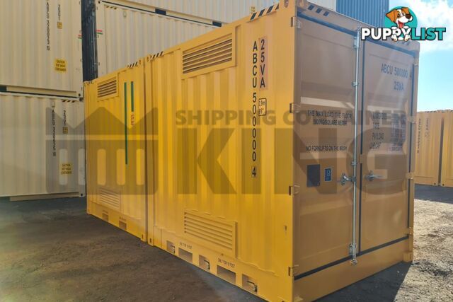 PAIR OF 10' HC DANGEROUS GOODS CONTAINERS (2 X 4 POST 10' DG'S)