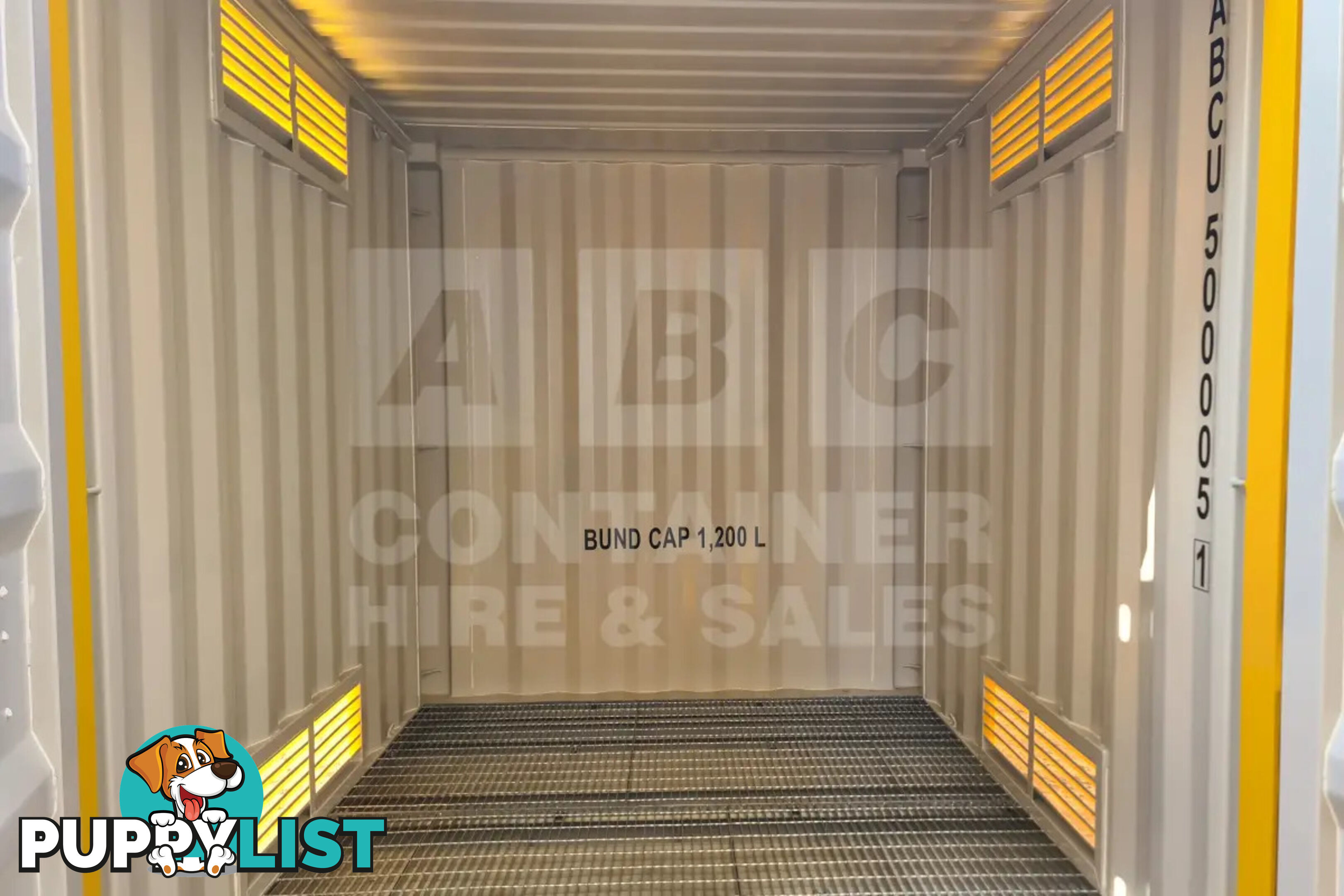 PAIR OF 10' HC DANGEROUS GOODS CONTAINERS (2 X 4 POST 10' DG'S)