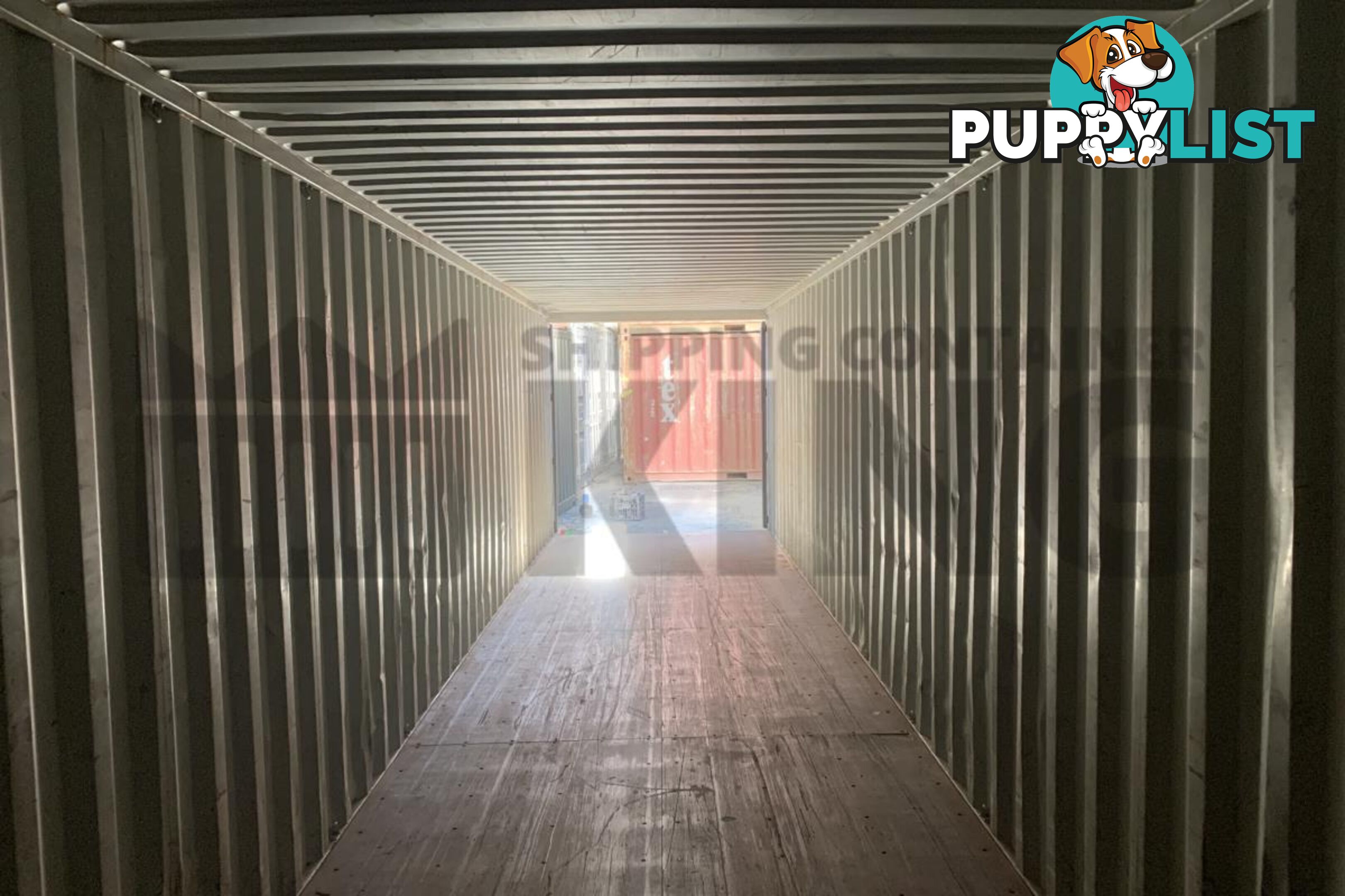 40' STANDARD HEIGHT SHIPPING CONTAINER - in Brisbane