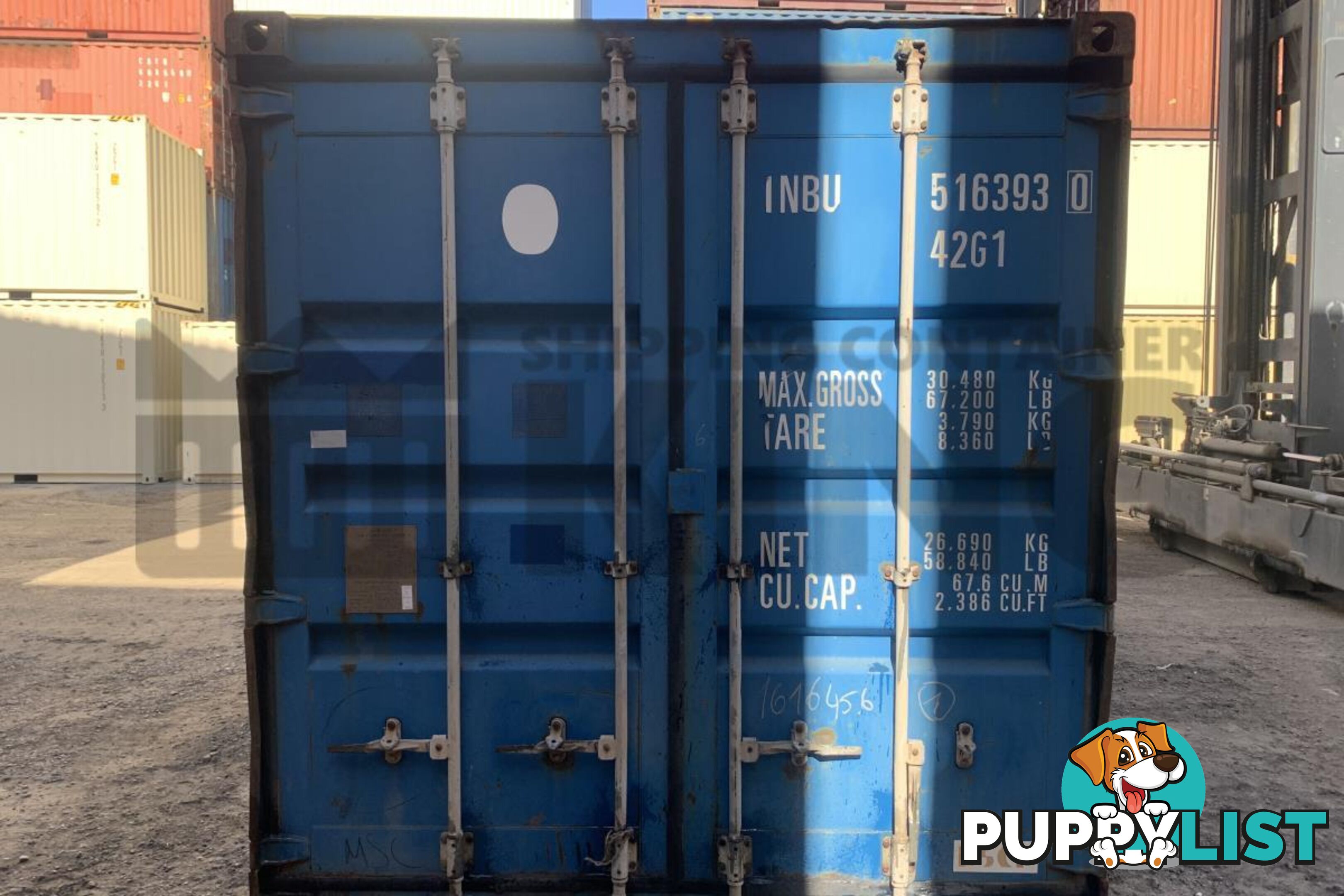 40' STANDARD HEIGHT SHIPPING CONTAINER - in Brisbane