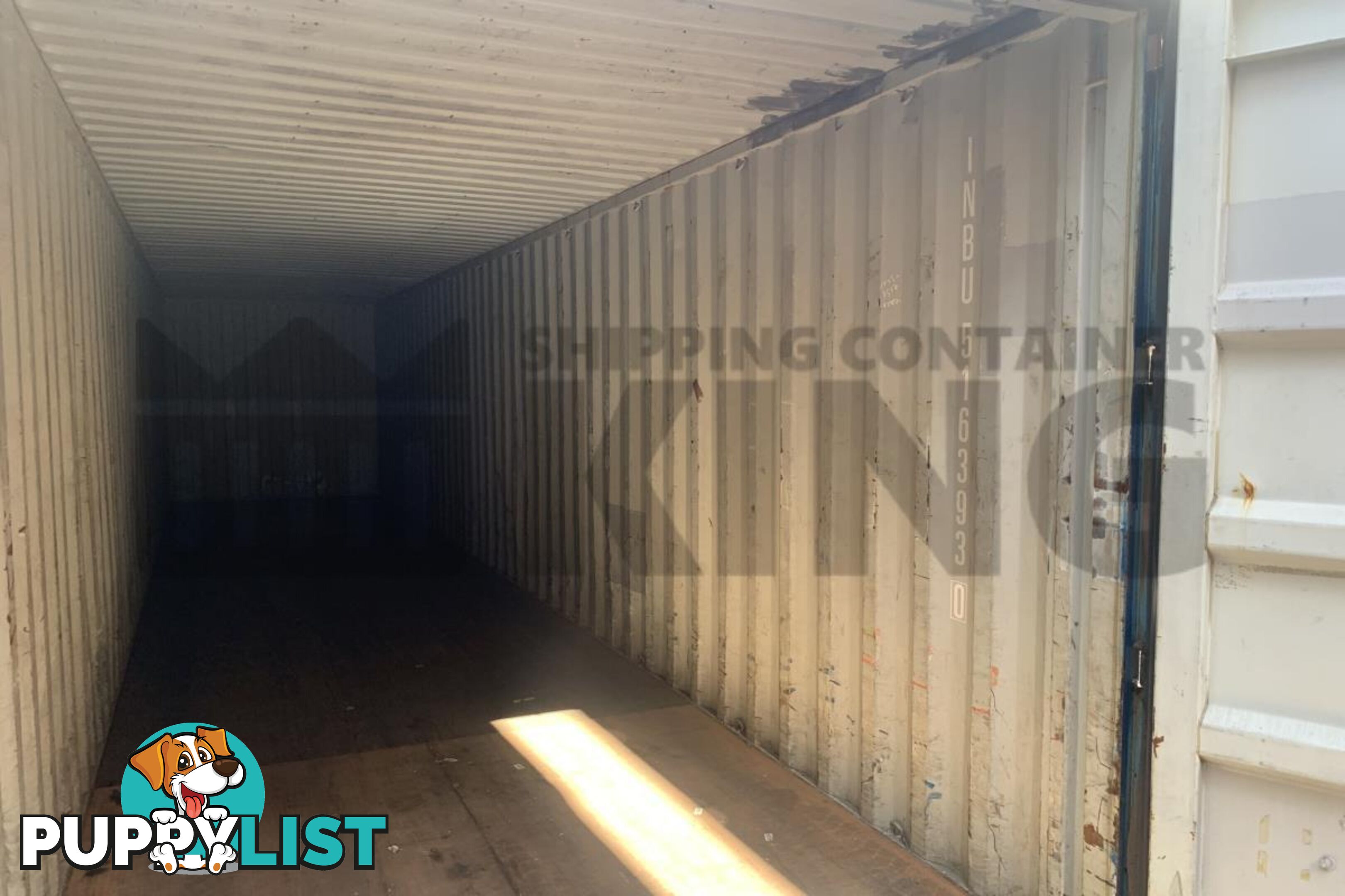 40' STANDARD HEIGHT SHIPPING CONTAINER - in Brisbane