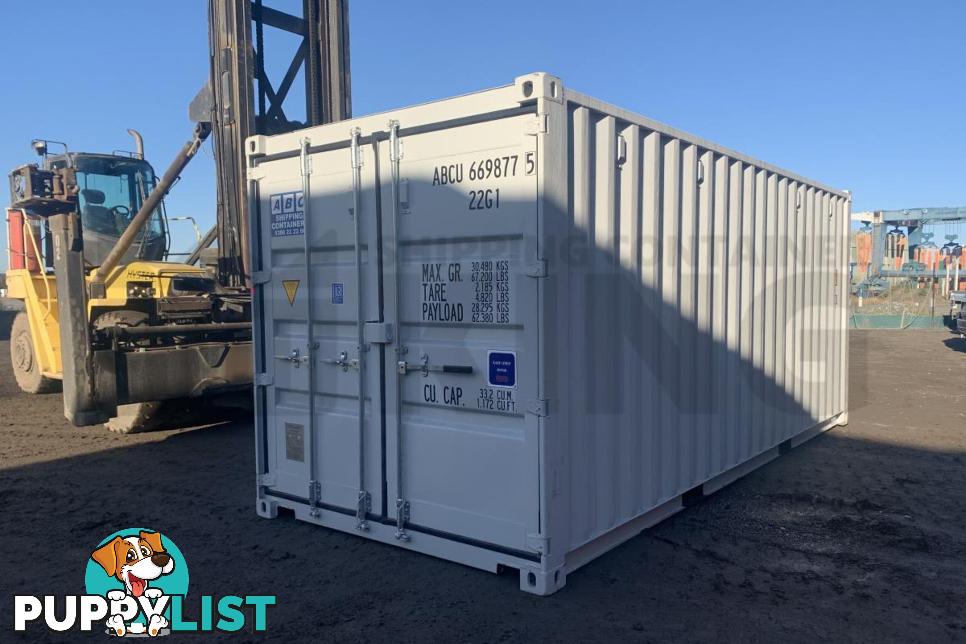 20' STANDARD HEIGHT SHIPPING CONTAINER - in Rockhampton