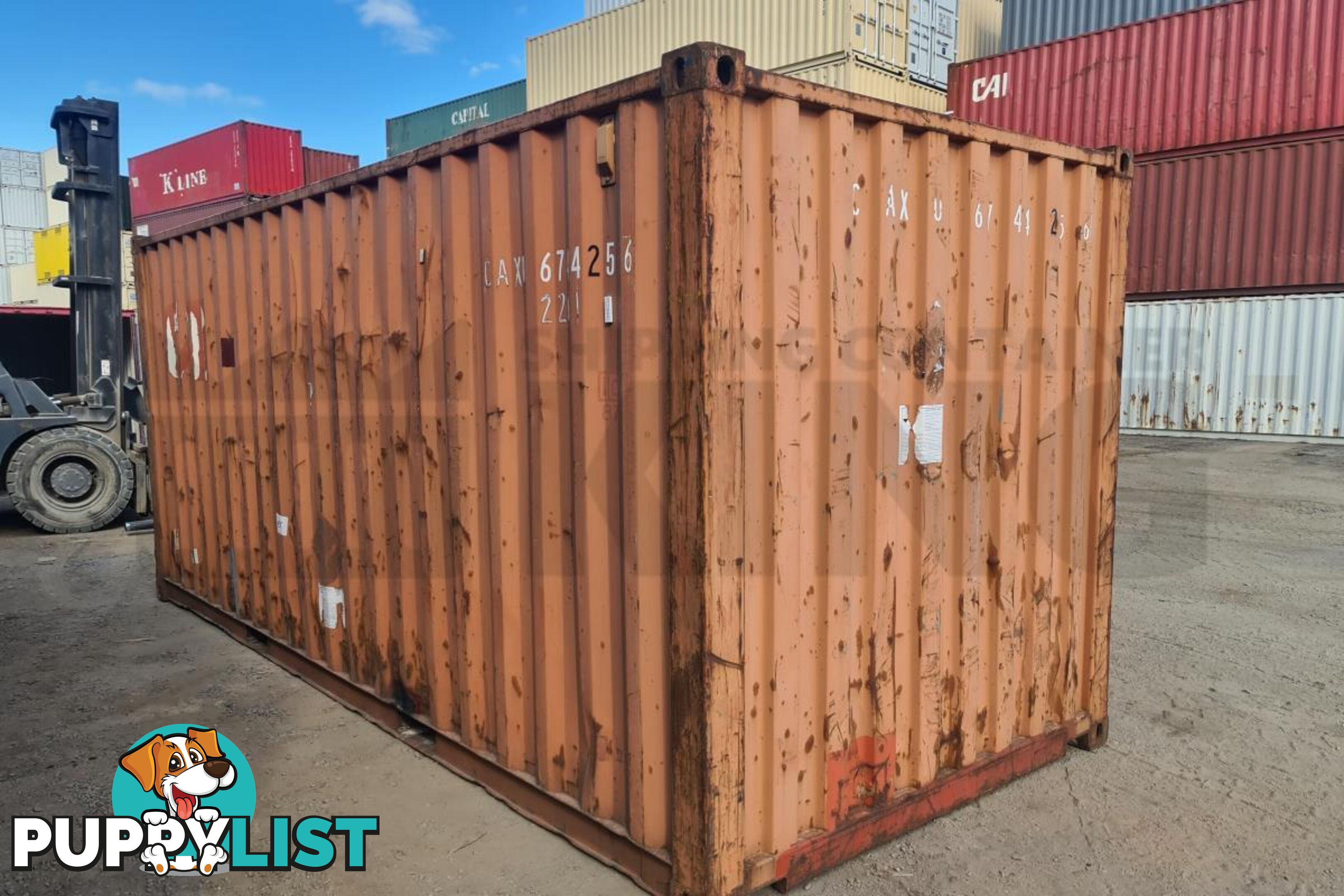 20' STANDARD HEIGHT SHIPPING CONTAINER - in Toowoomba