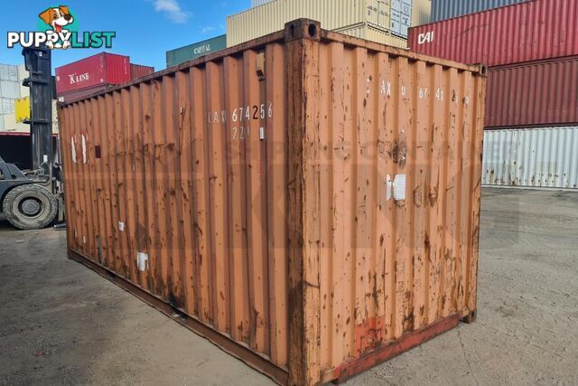 20' STANDARD HEIGHT SHIPPING CONTAINER - in Toowoomba