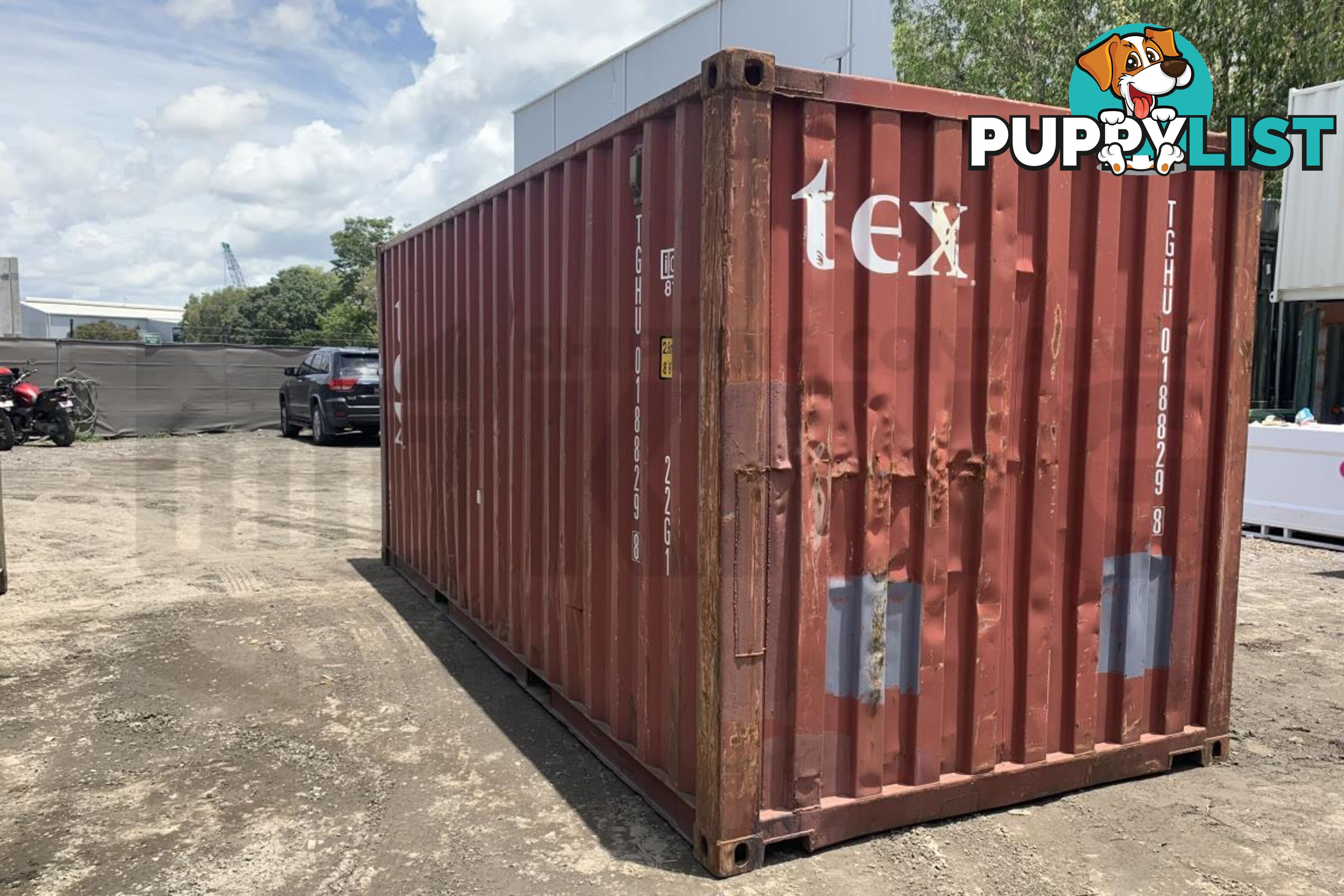 20' STANDARD HEIGHT SHIPPING CONTAINER - in Brisbane