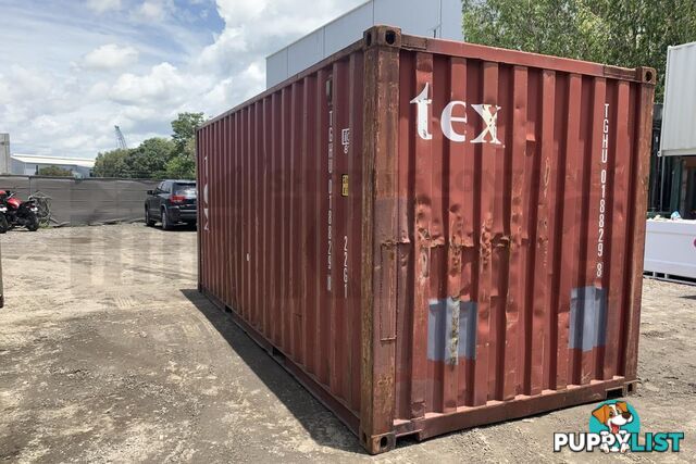 20' STANDARD HEIGHT SHIPPING CONTAINER - in Brisbane