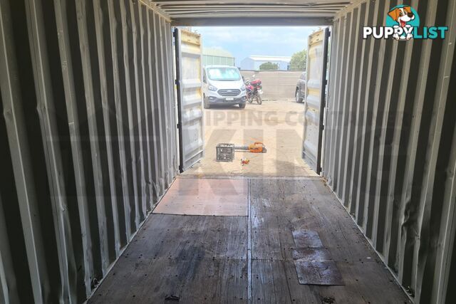 20' STANDARD HEIGHT SHIPPING CONTAINER - in Brisbane