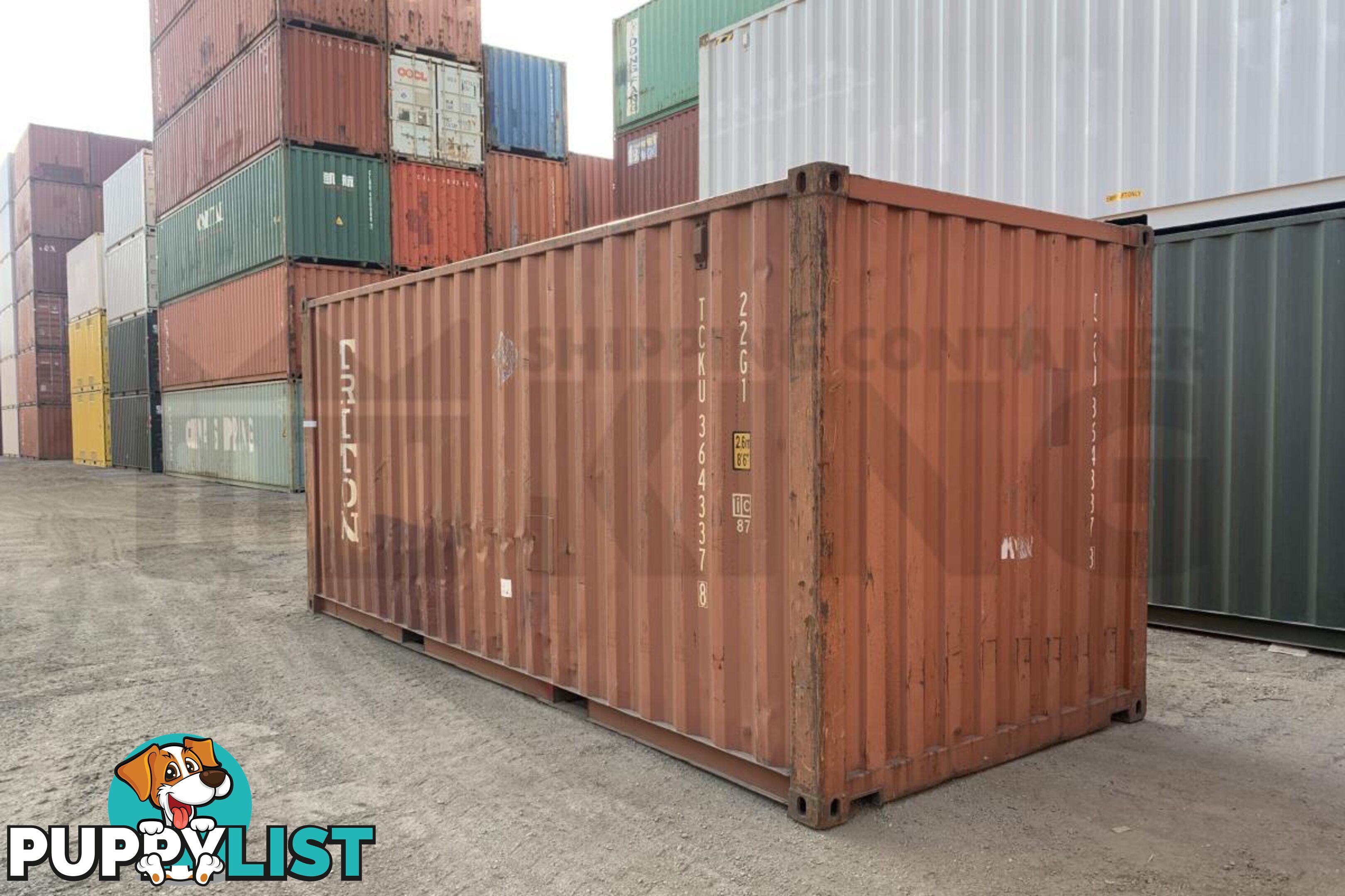 20' STANDARD HEIGHT SHIPPING CONTAINER - in Brisbane