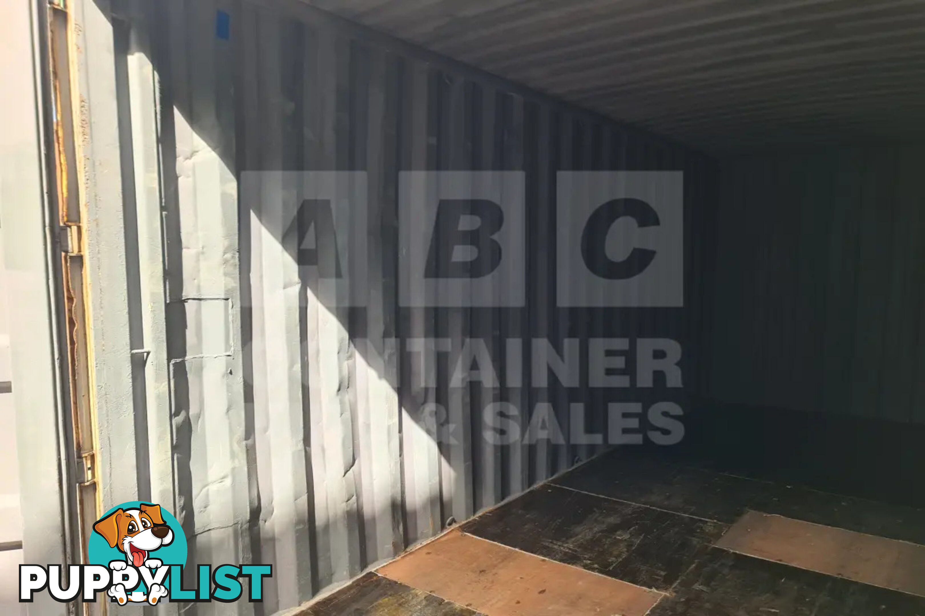 20' STANDARD HEIGHT SHIPPING CONTAINER
