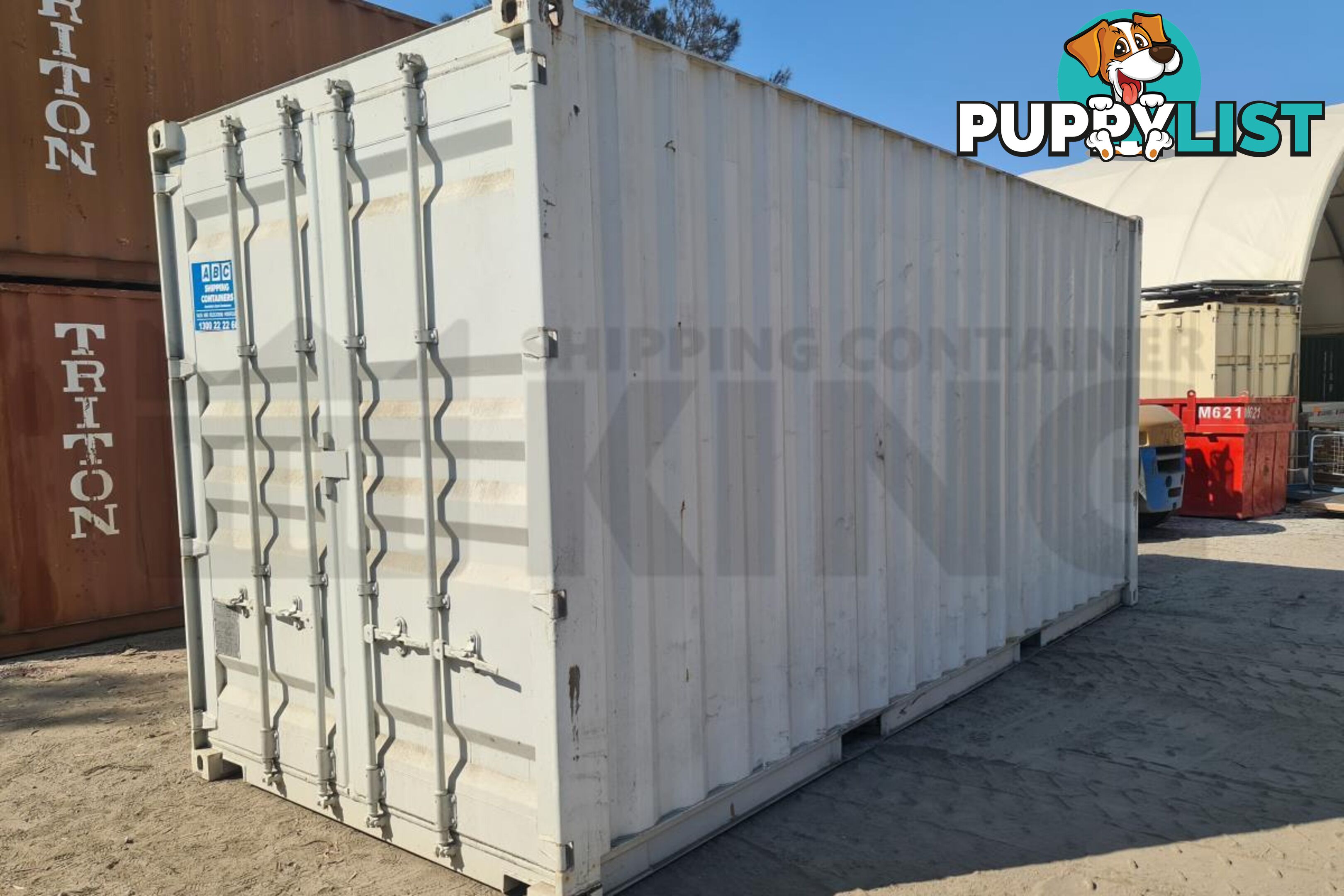 20' HIGH CUBE SHIPPING CONTAINER (WITH TIE RAILS) - in Brisbane