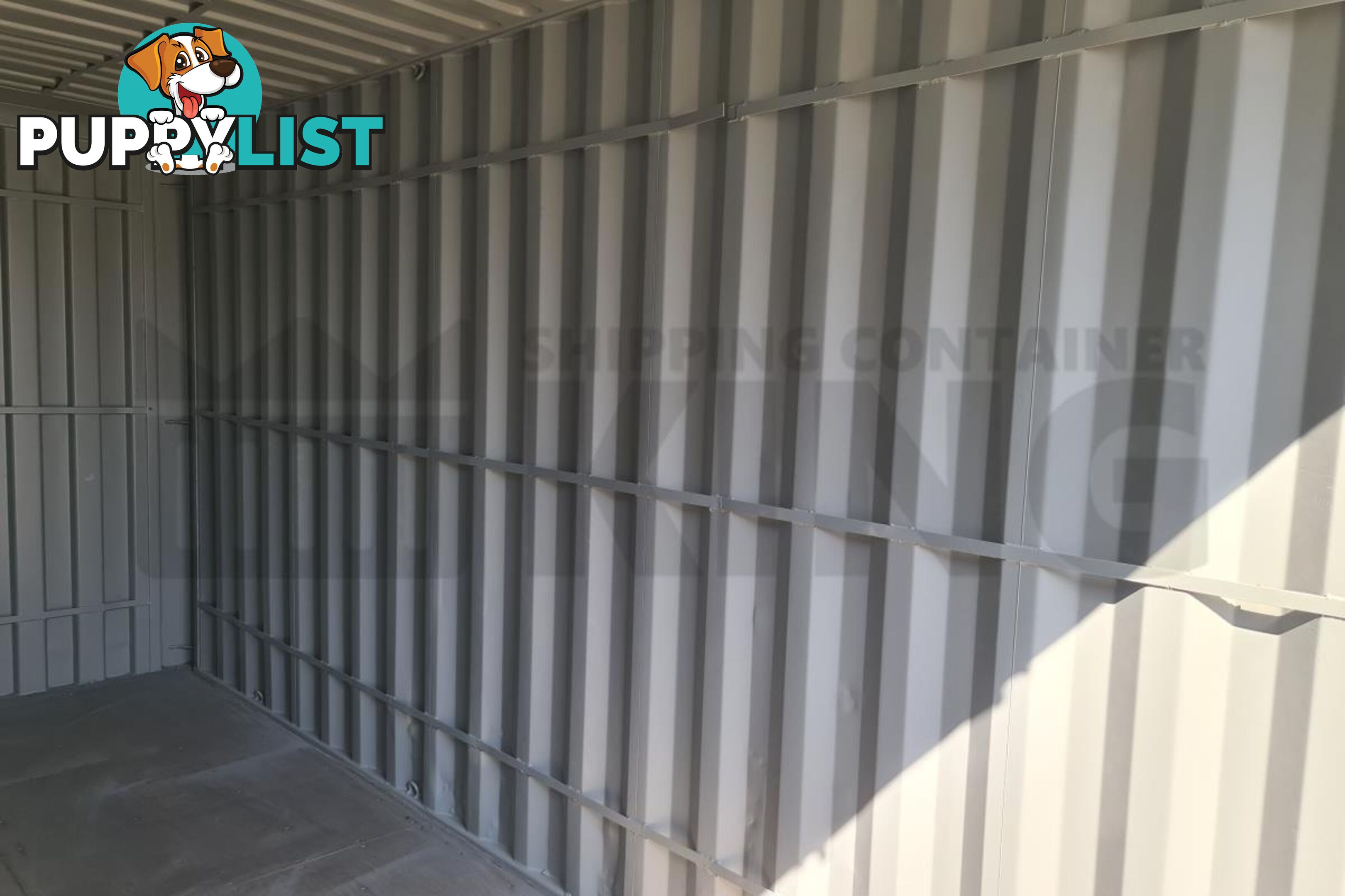 20' HIGH CUBE SHIPPING CONTAINER (WITH TIE RAILS) - in Brisbane