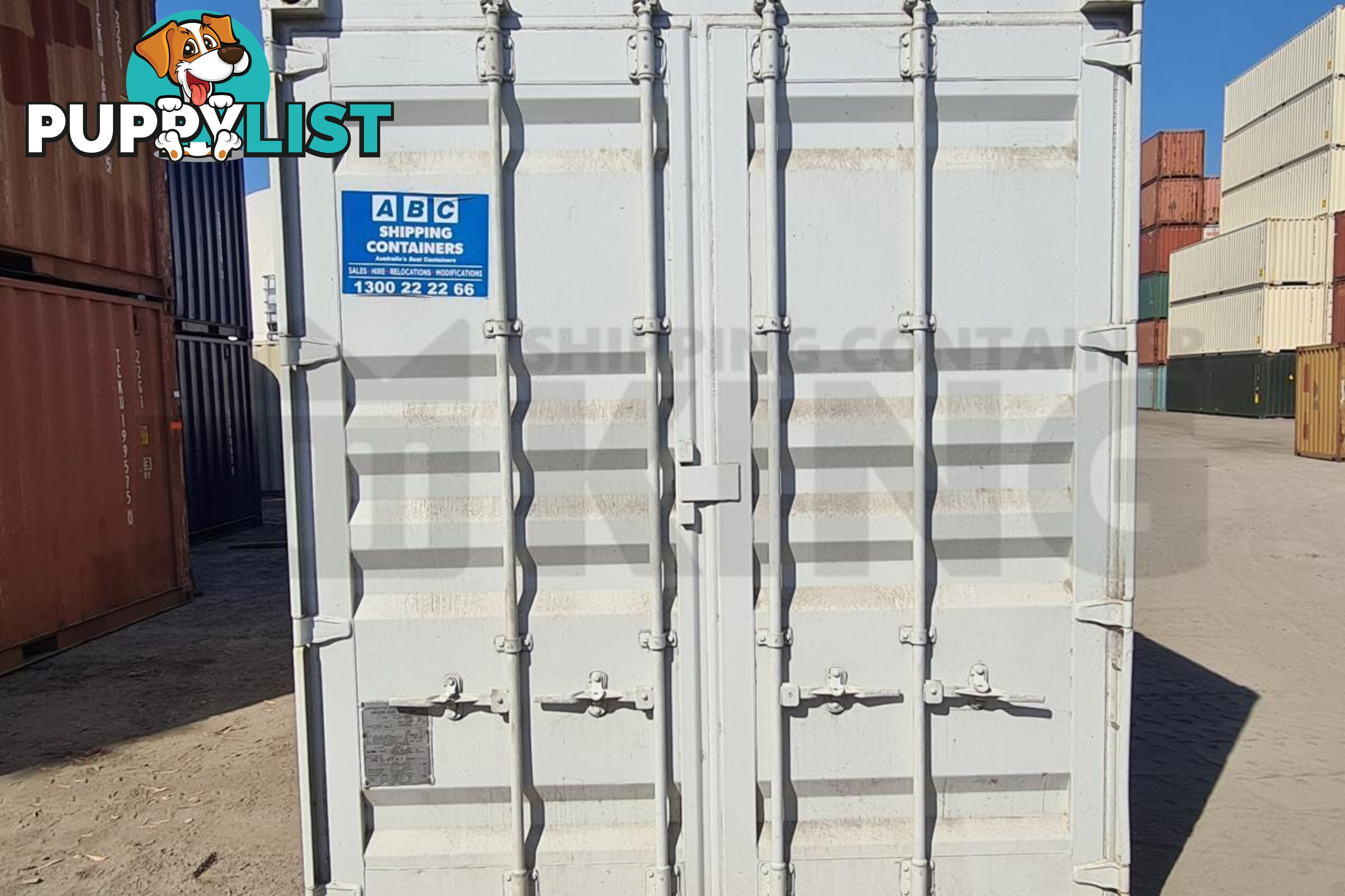 20' HIGH CUBE SHIPPING CONTAINER (WITH TIE RAILS) - in Brisbane