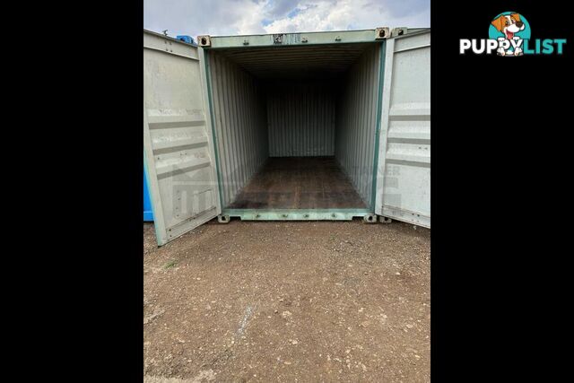 20' STANDARD HEIGHT SHIPPING CONTAINER - in Toowoomba