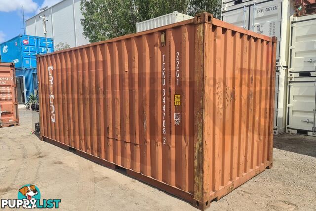 20' STANDARD HEIGHT SHIPPING CONTAINER - in Brisbane