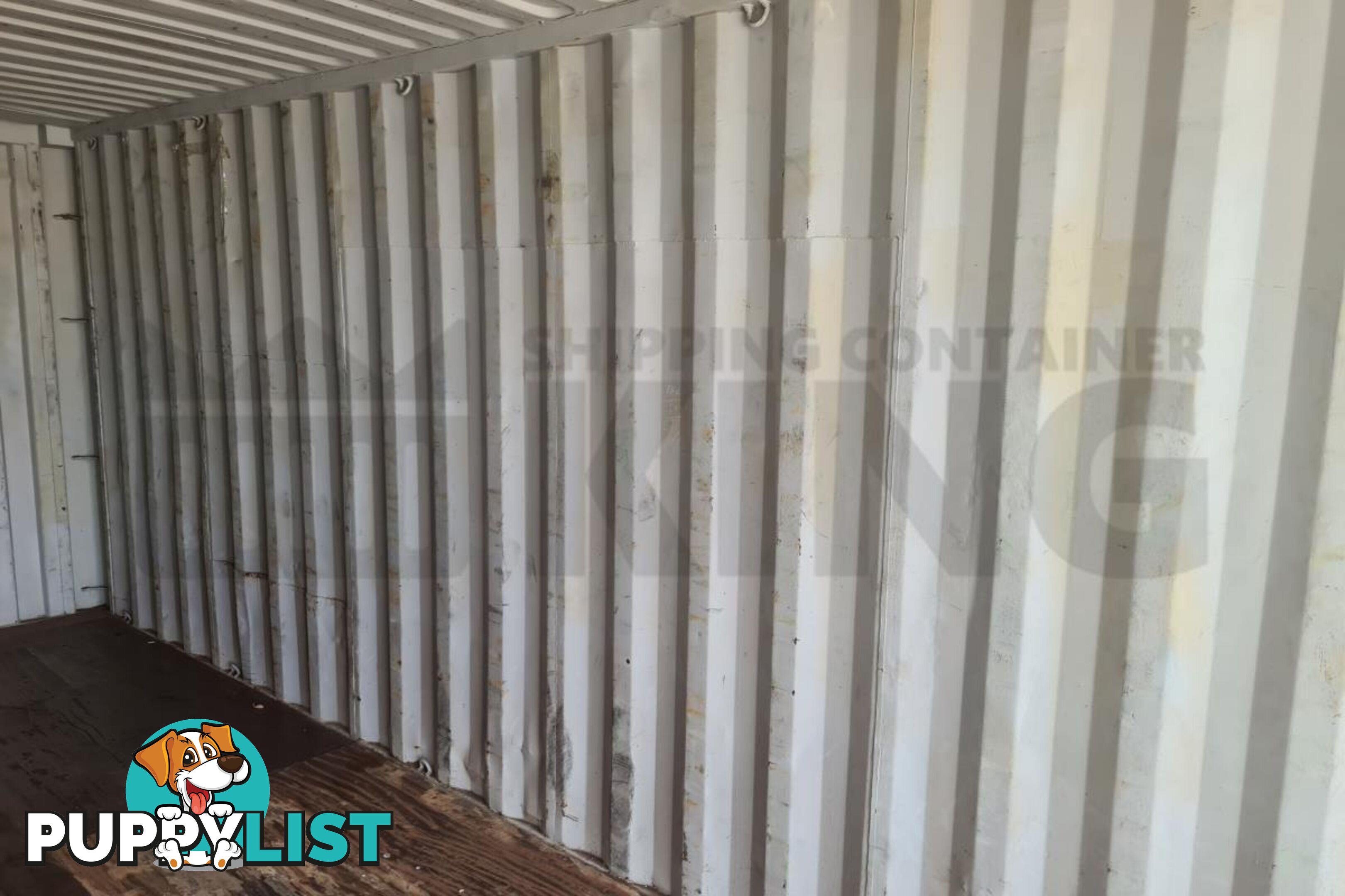 20' STANDARD HEIGHT SHIPPING CONTAINER - in Brisbane