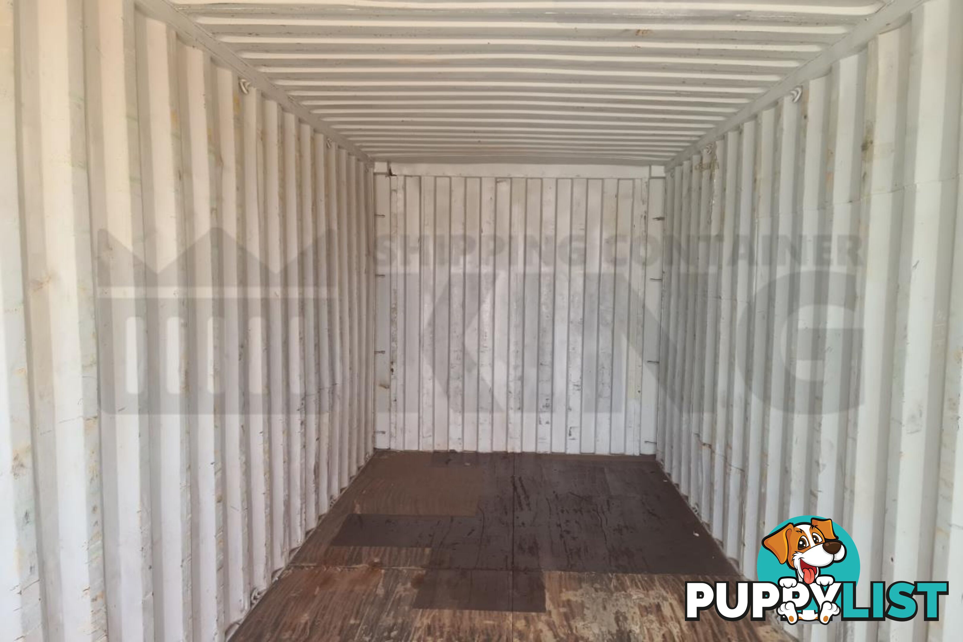 20' STANDARD HEIGHT SHIPPING CONTAINER - in Brisbane