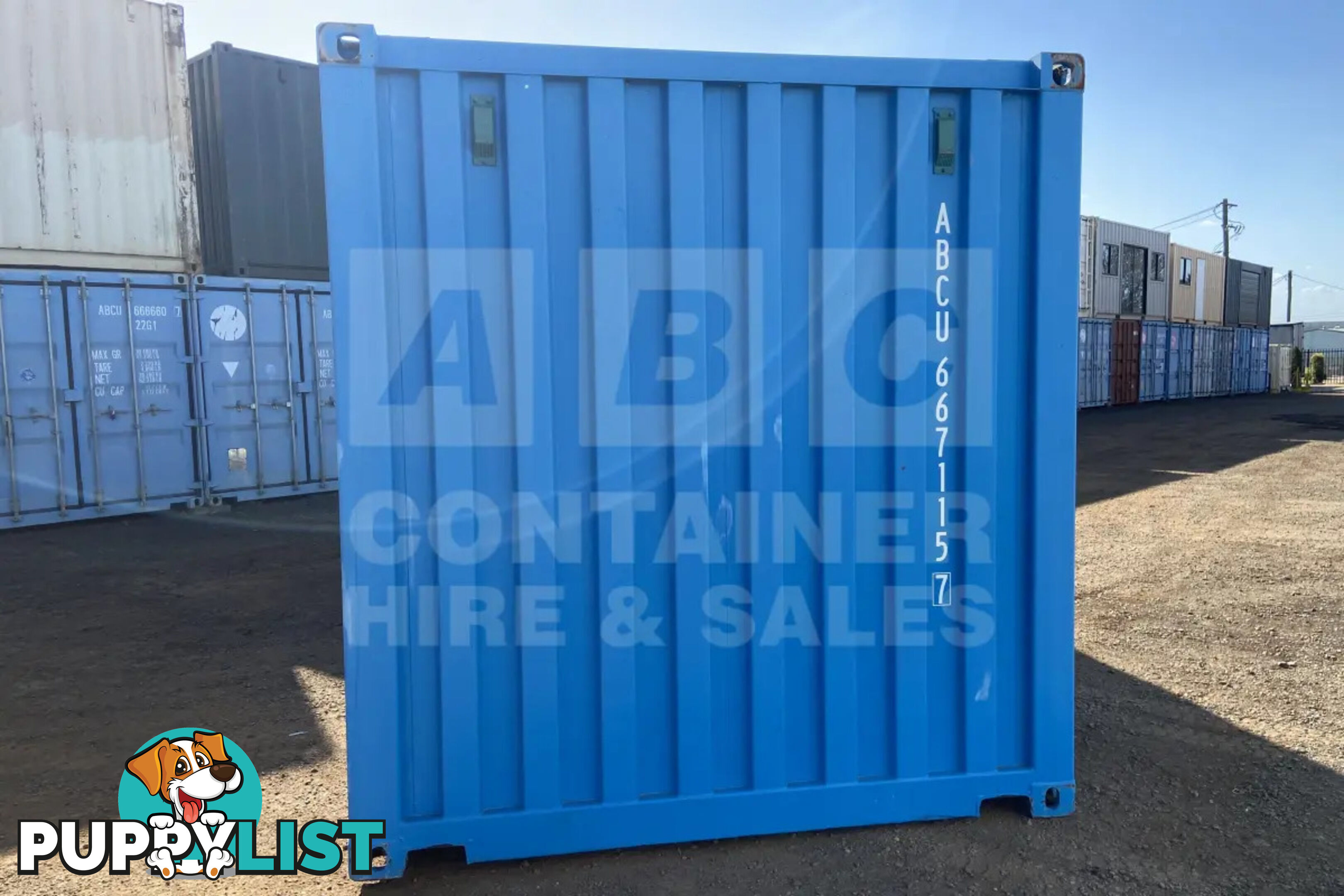20' STANDARD HEIGHT SHIPPING CONTAINER - in Toowoomba