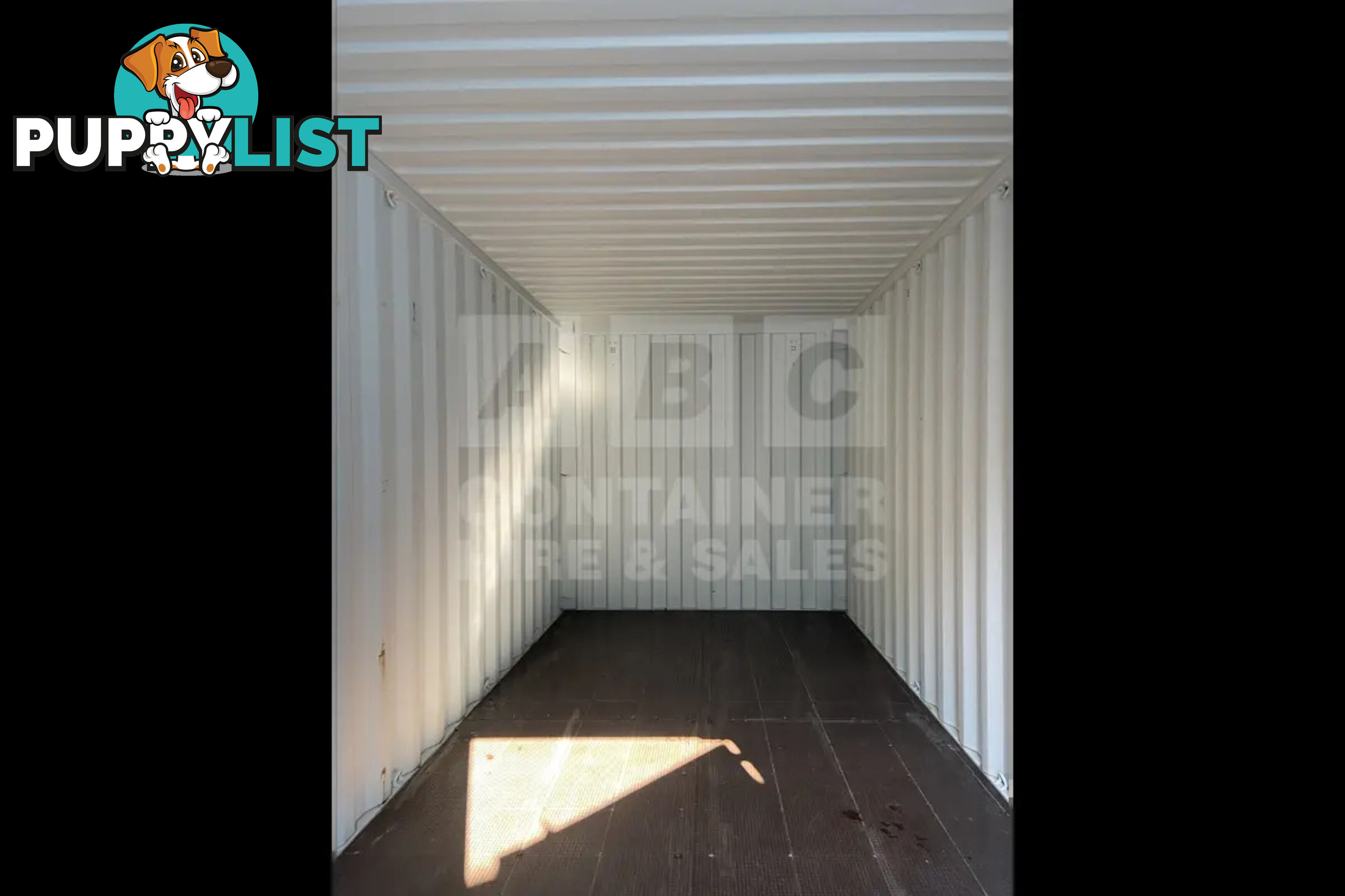 20' STANDARD HEIGHT SHIPPING CONTAINER - in Toowoomba