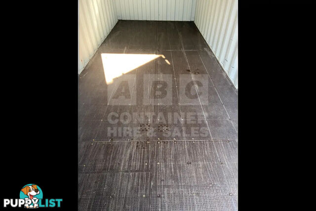 20' STANDARD HEIGHT SHIPPING CONTAINER - in Toowoomba