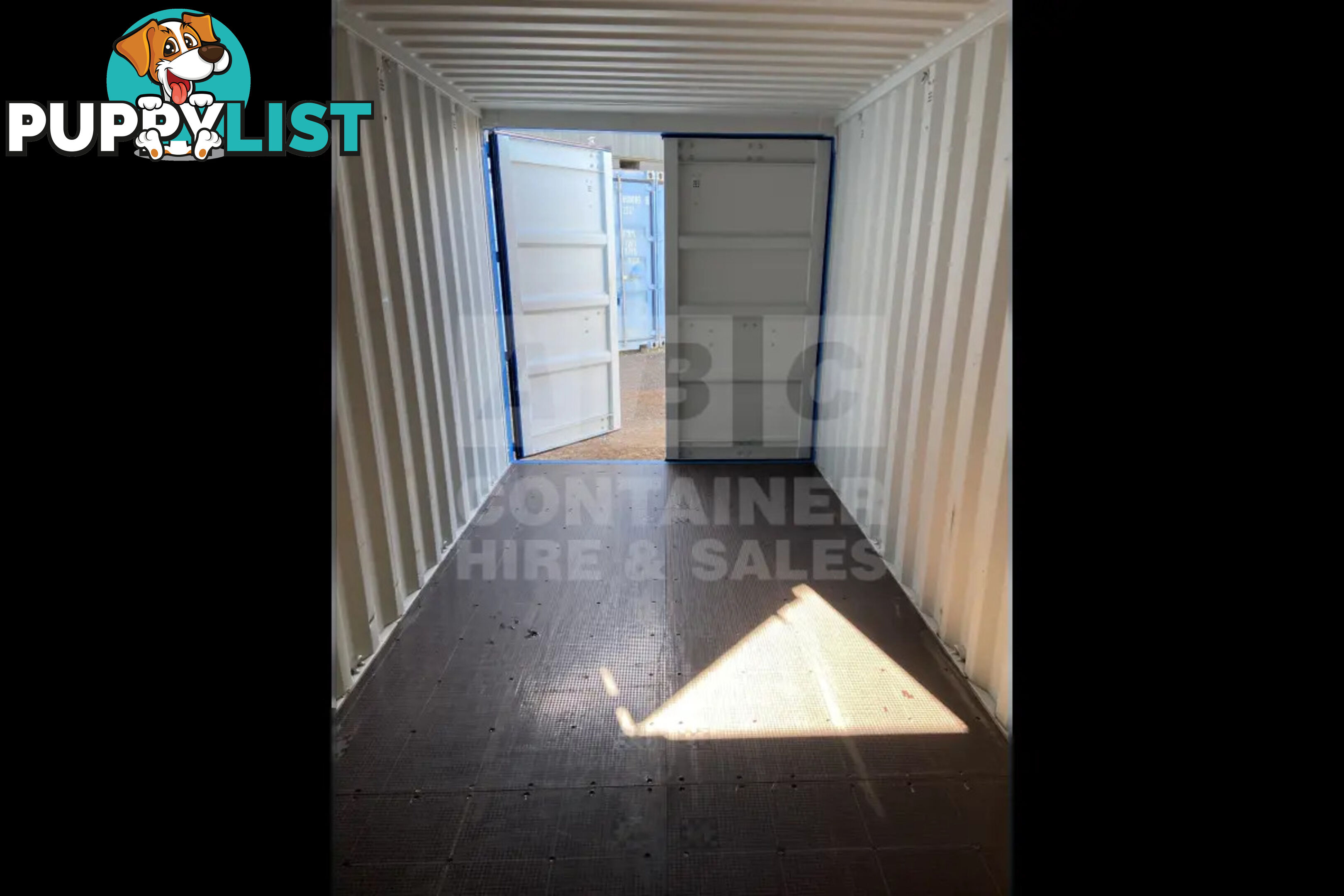 20' STANDARD HEIGHT SHIPPING CONTAINER - in Toowoomba