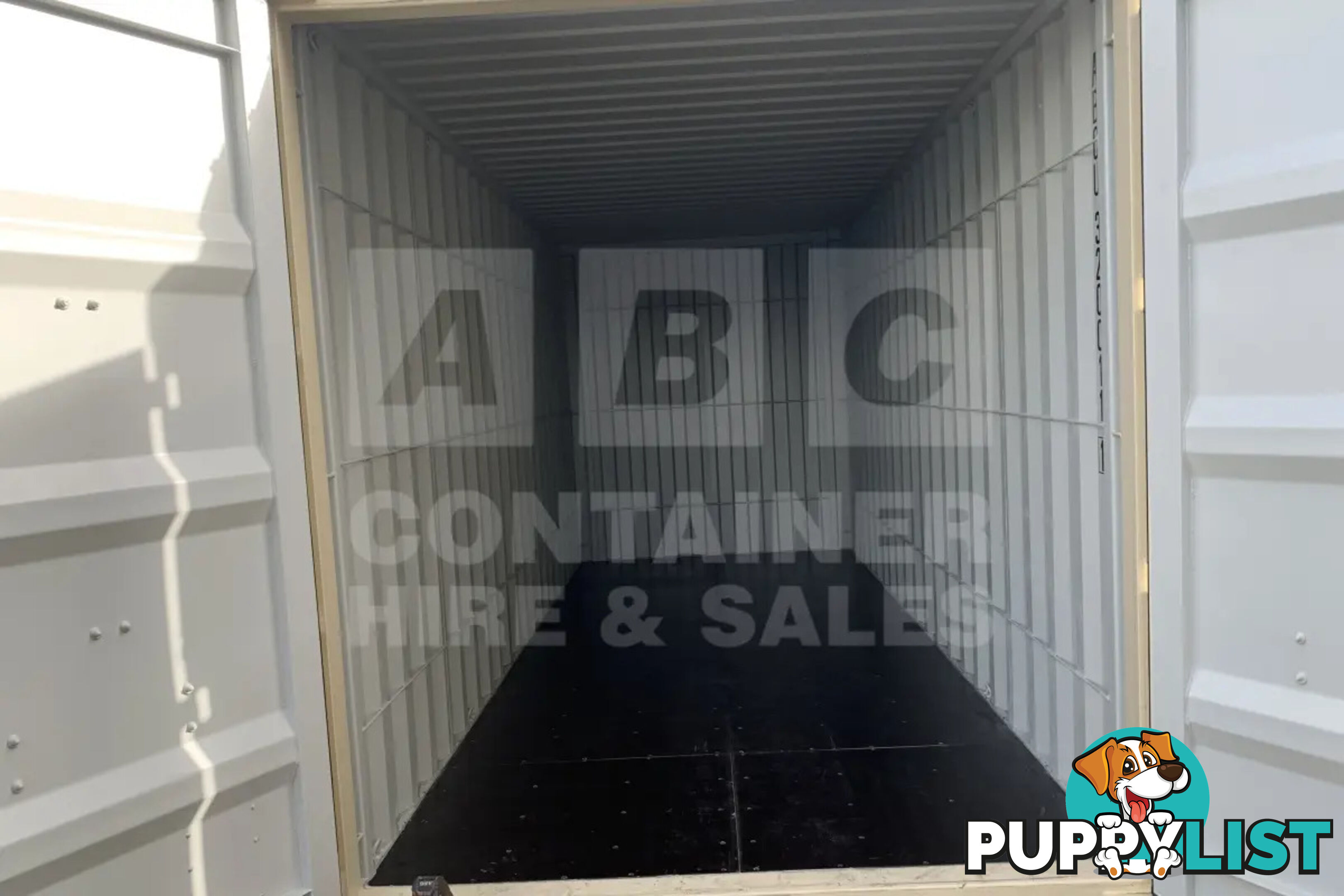 20' HIGH CUBE SHIPPING CONTAINER (WITH TIE RAILS)