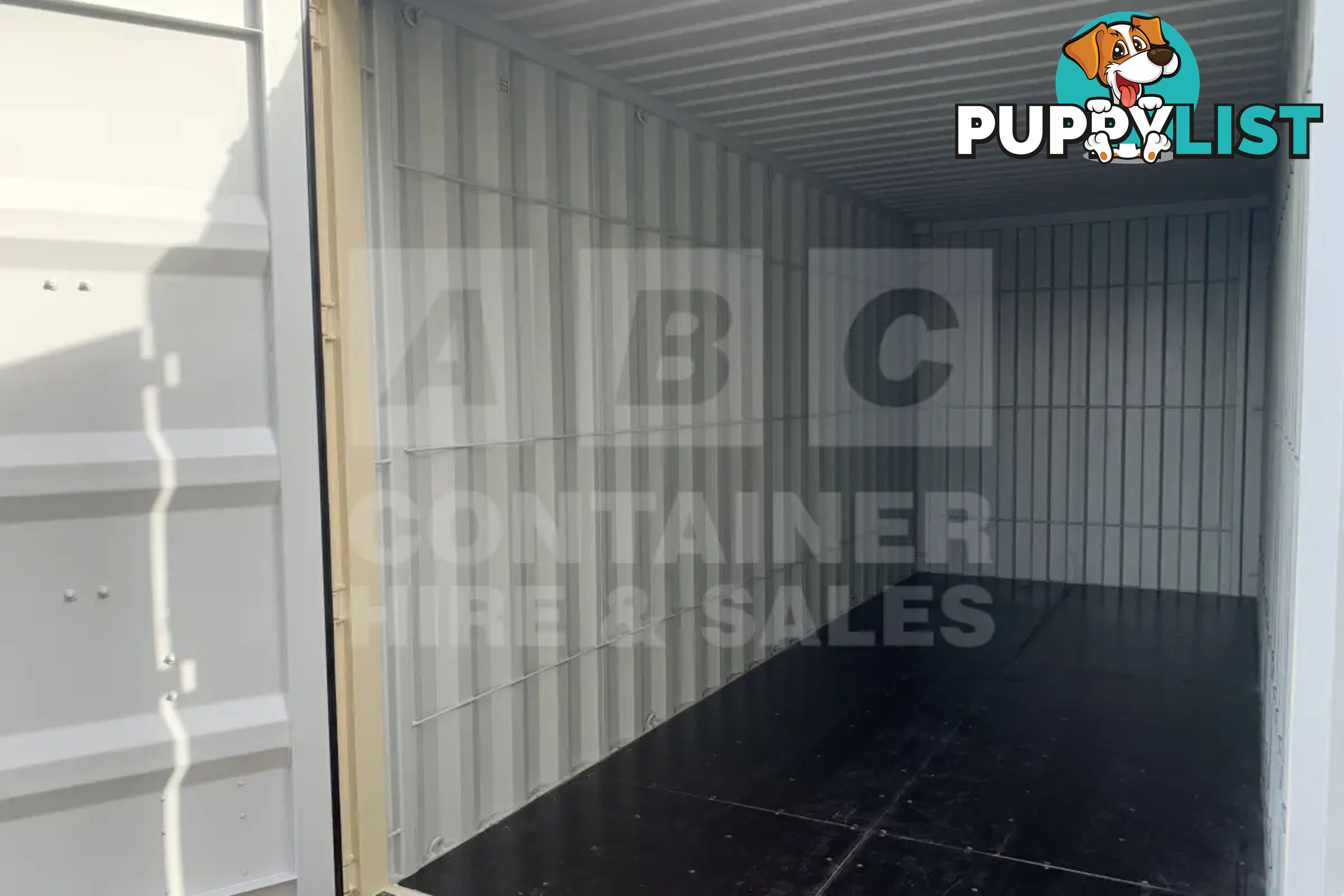 20' HIGH CUBE SHIPPING CONTAINER (WITH TIE RAILS)