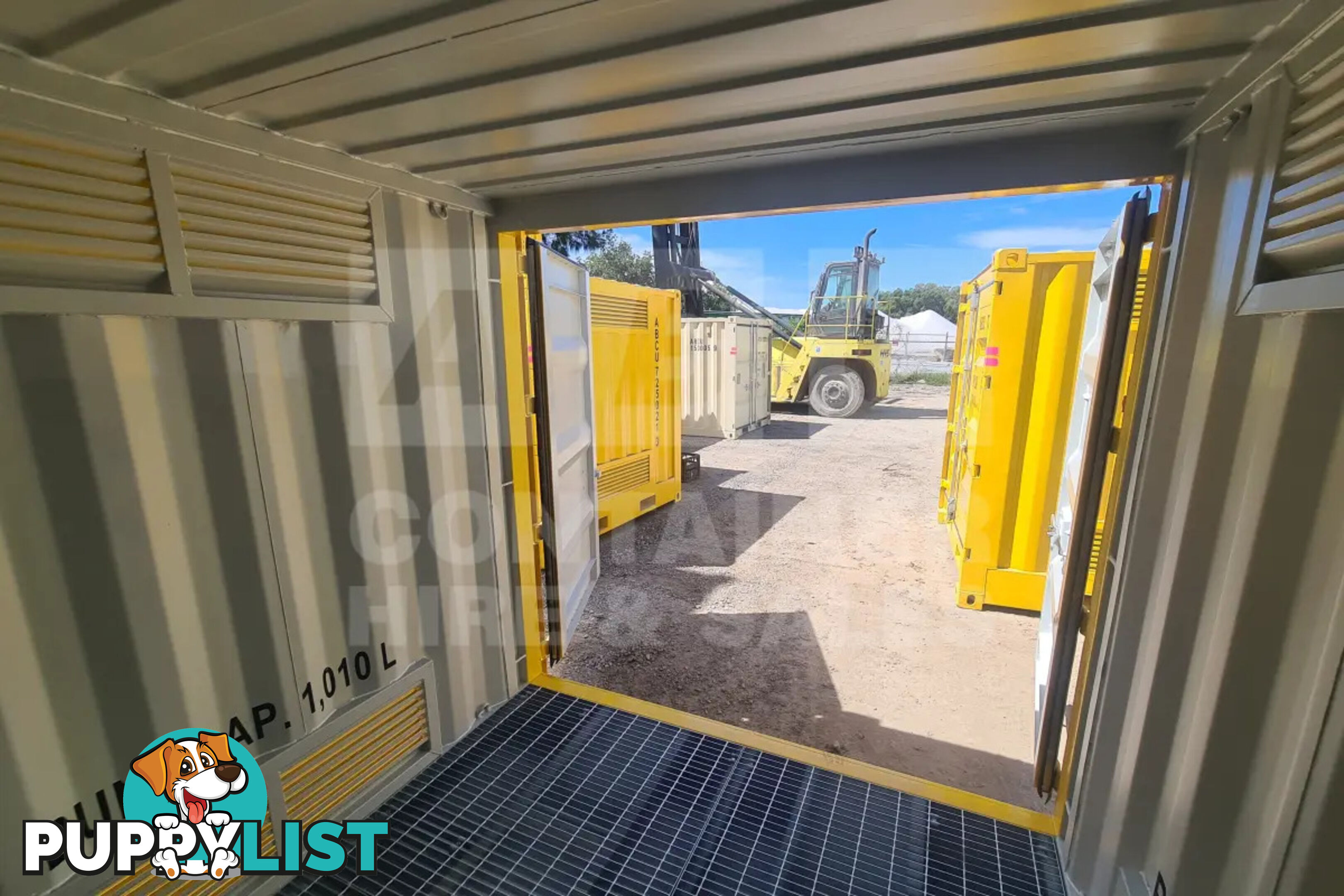 8' DANGEROUS GOODS SHIPPING CONTAINER (4 CORNER POST)
