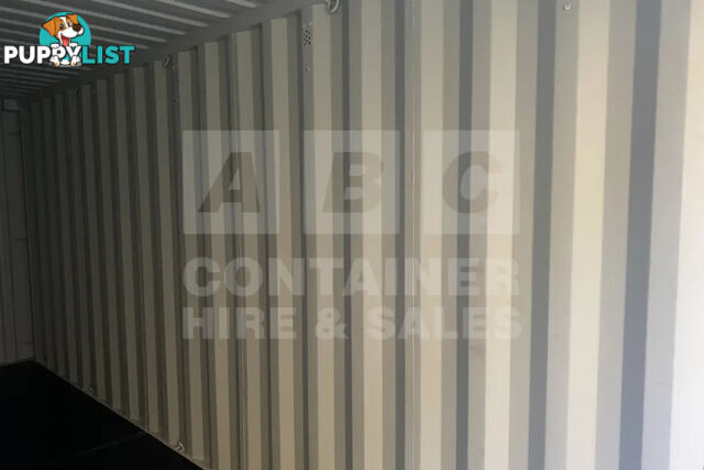 20' STANDARD HEIGHT SHIPPING CONTAINER (TRI DOOR) - in Brisbane