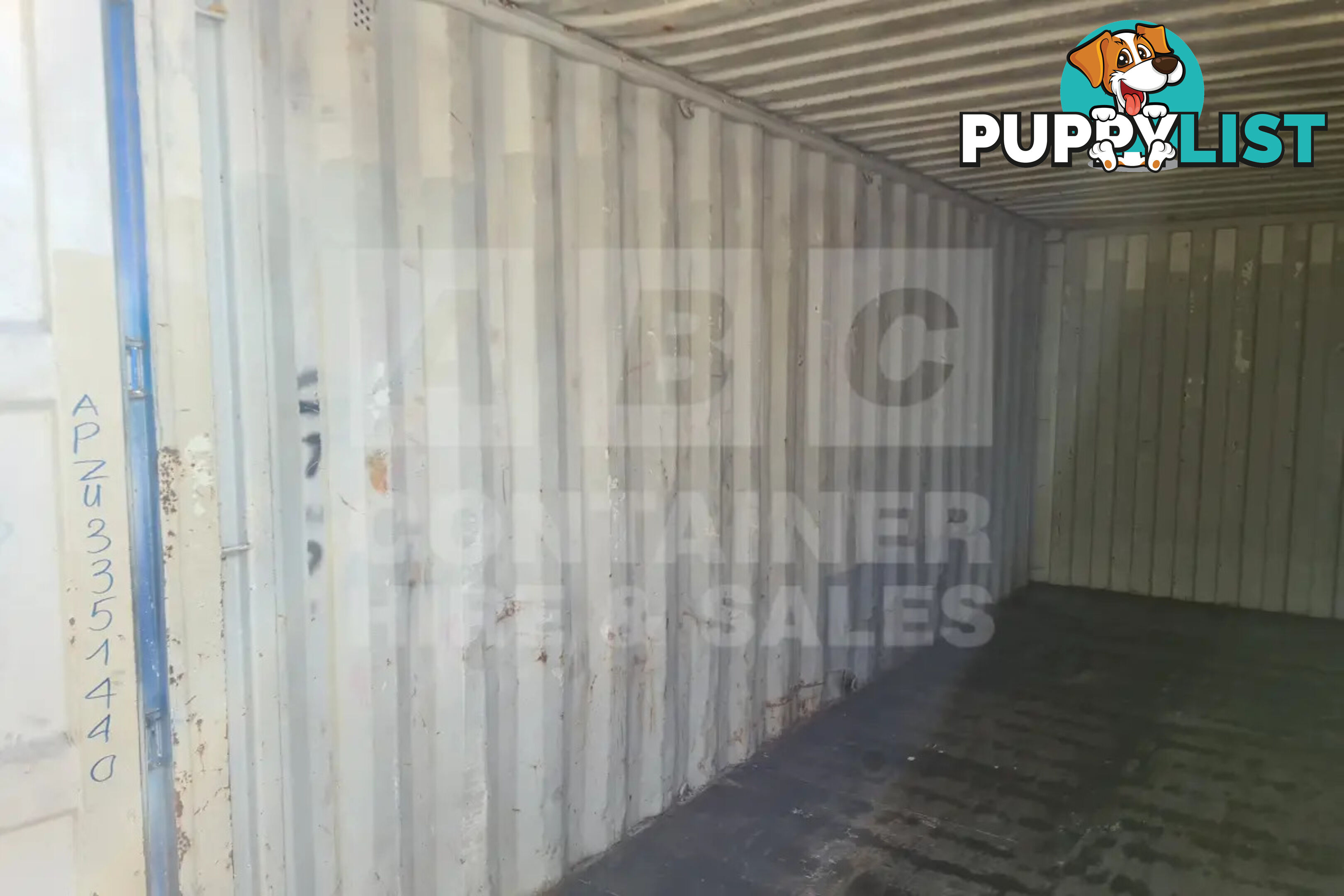 20' STANDARD HEIGHT SHIPPING CONTAINER - in Brisbane