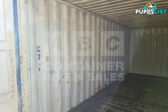 20' STANDARD HEIGHT SHIPPING CONTAINER - in Brisbane