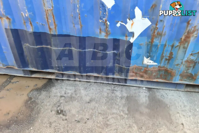20' STANDARD HEIGHT SHIPPING CONTAINER - in Brisbane