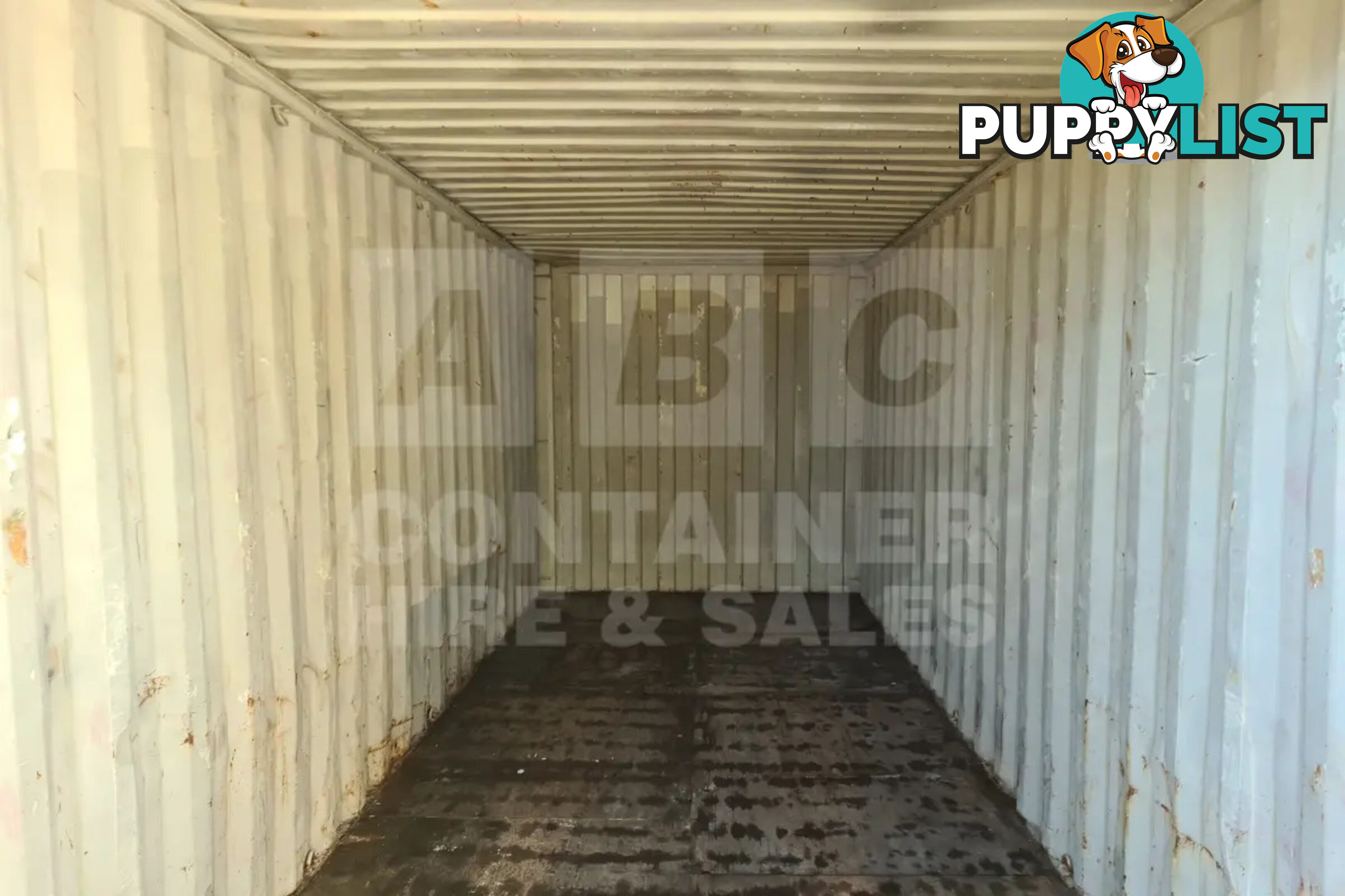 20' STANDARD HEIGHT SHIPPING CONTAINER - in Brisbane