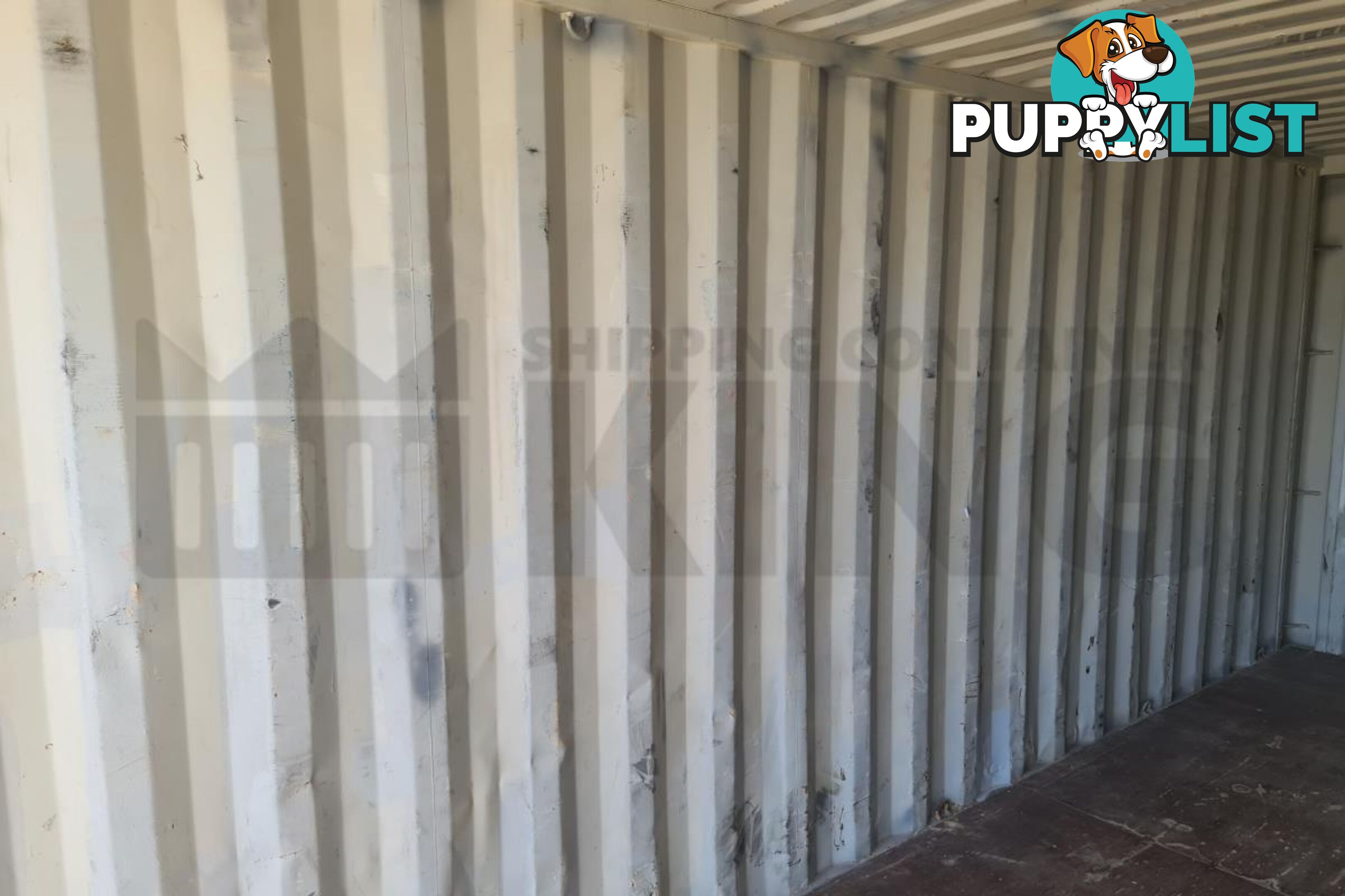 20' STANDARD HEIGHT SHIPPING CONTAINER - in Brisbane