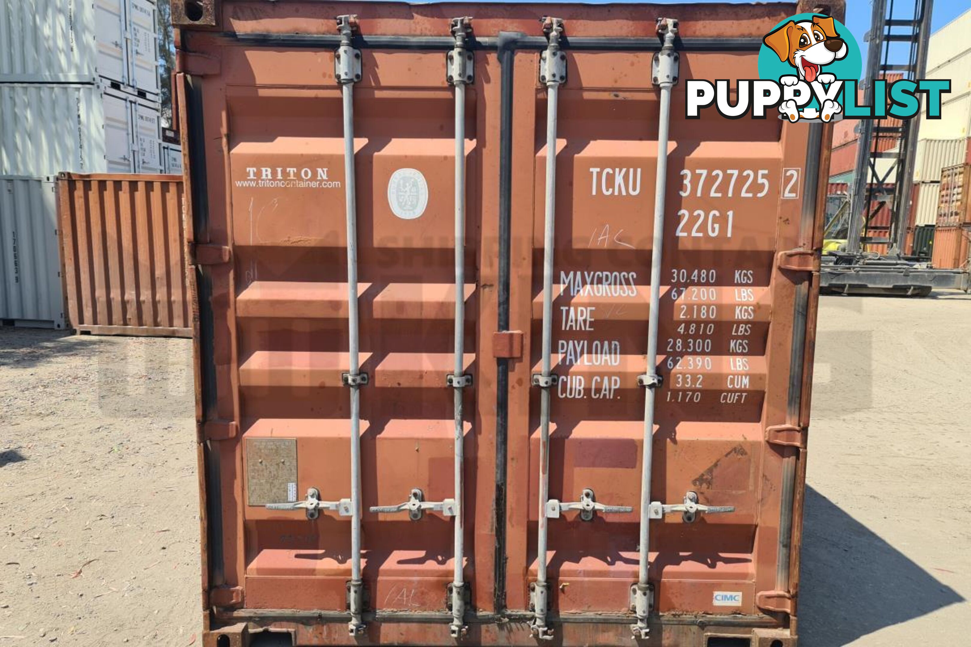 20' STANDARD HEIGHT SHIPPING CONTAINER - in Brisbane