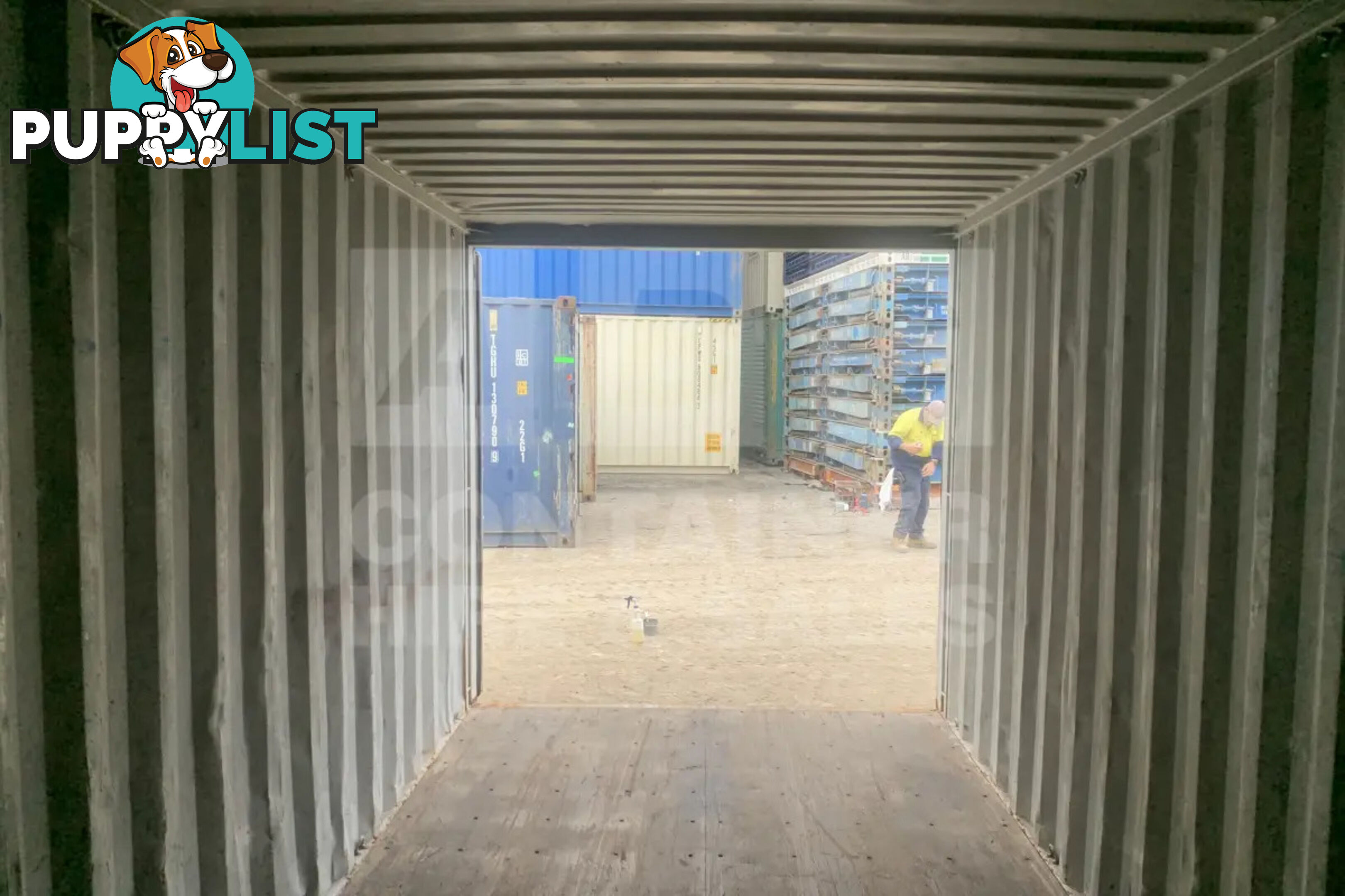 20' STANDARD HEIGHT SHIPPING CONTAINER - in Toowoomba
