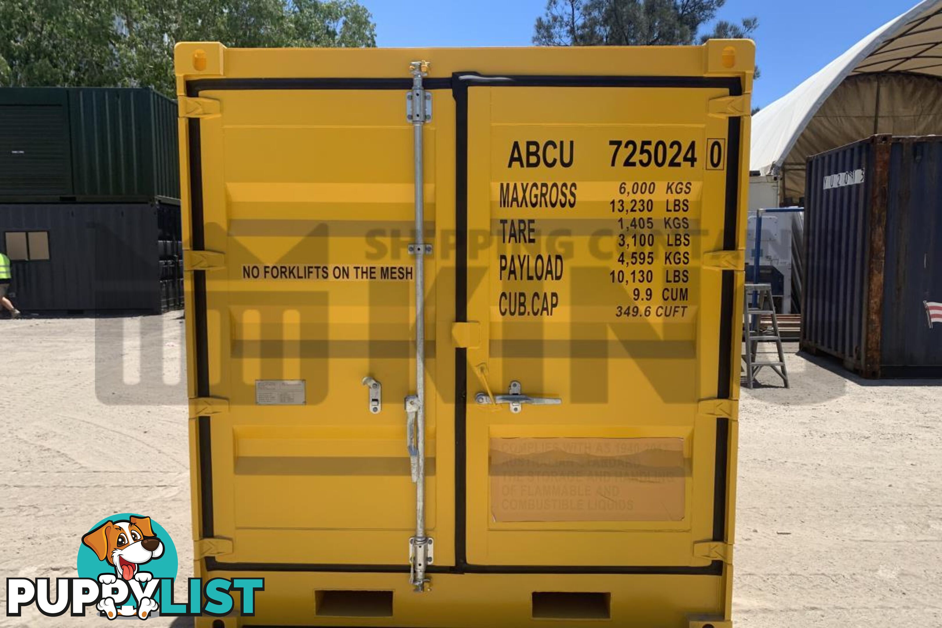 8' DANGEROUS GOODS SHIPPING CONTAINER (4 CORNER POST) - in Brisbane