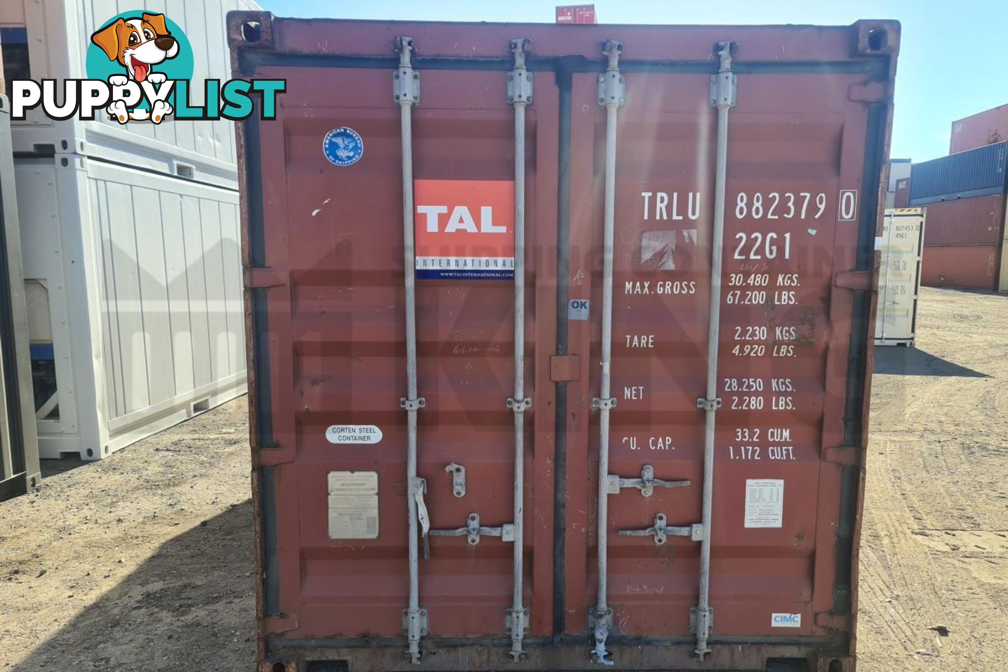 20' STANDARD HEIGHT SHIPPING CONTAINER - in Brisbane