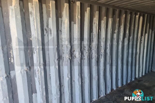 20' STANDARD HEIGHT SHIPPING CONTAINER - in Brisbane