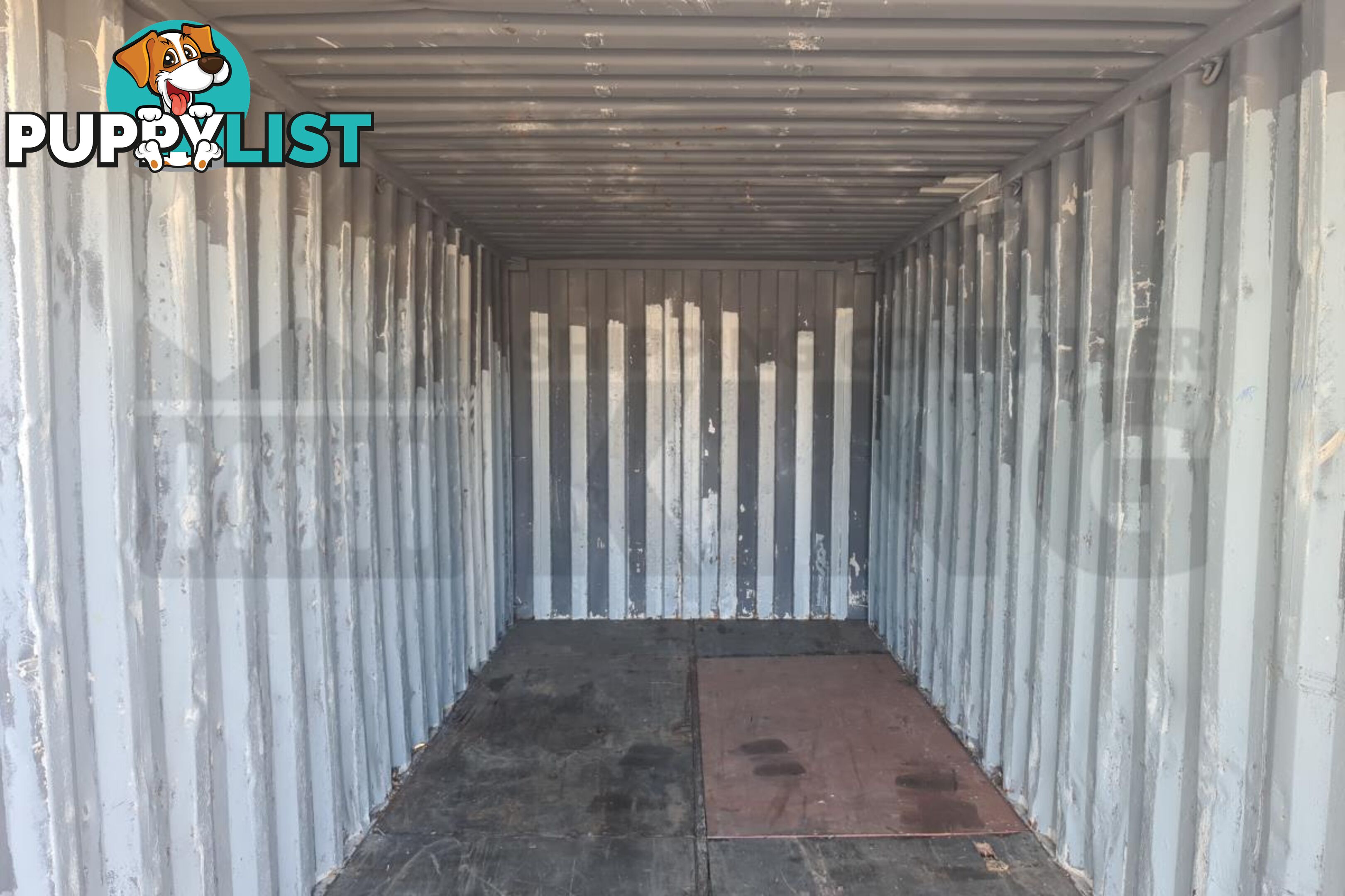 20' STANDARD HEIGHT SHIPPING CONTAINER - in Brisbane