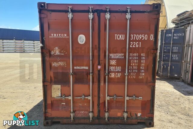 20' STANDARD HEIGHT SHIPPING CONTAINER - in Brisbane