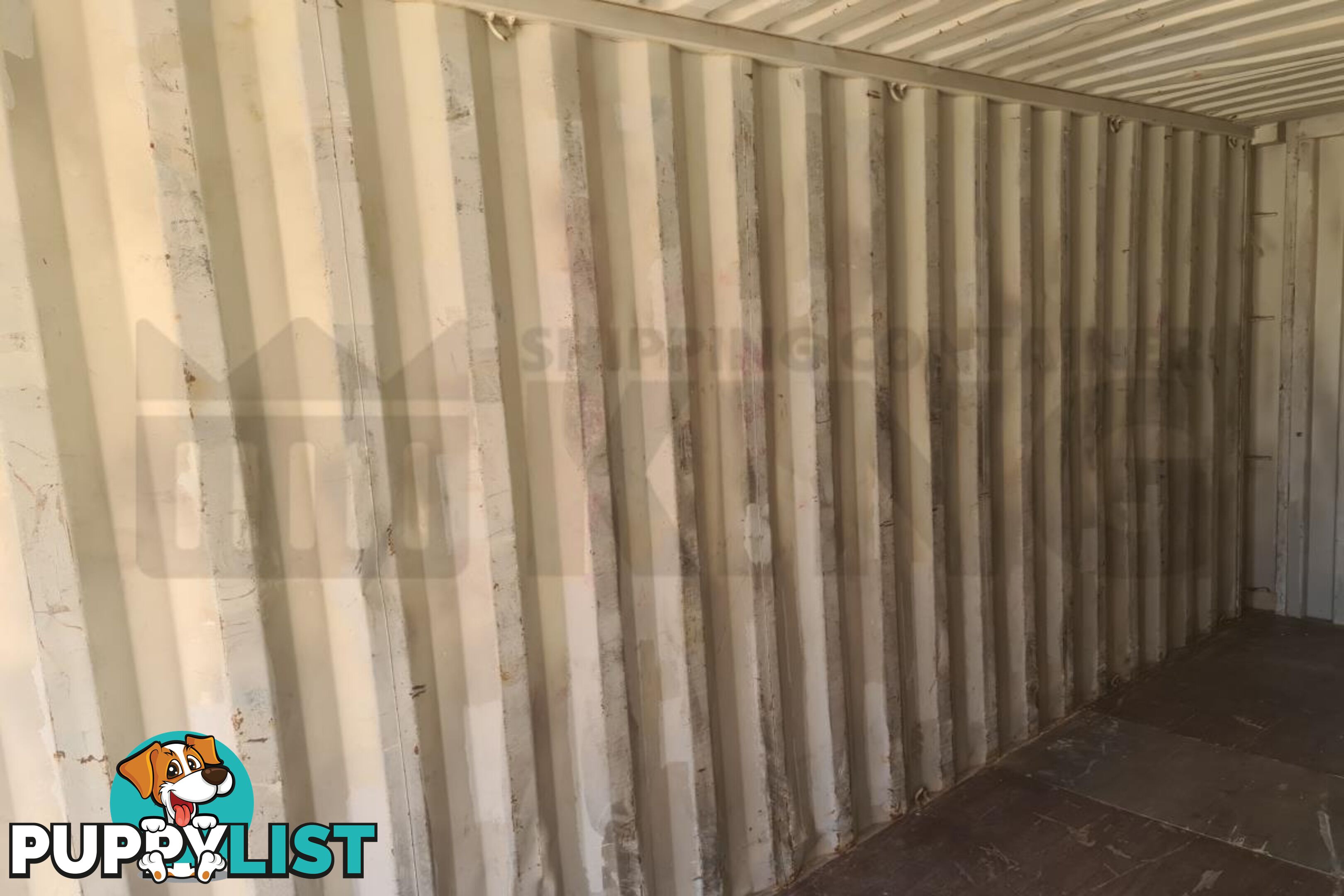 20' STANDARD HEIGHT SHIPPING CONTAINER - in Brisbane