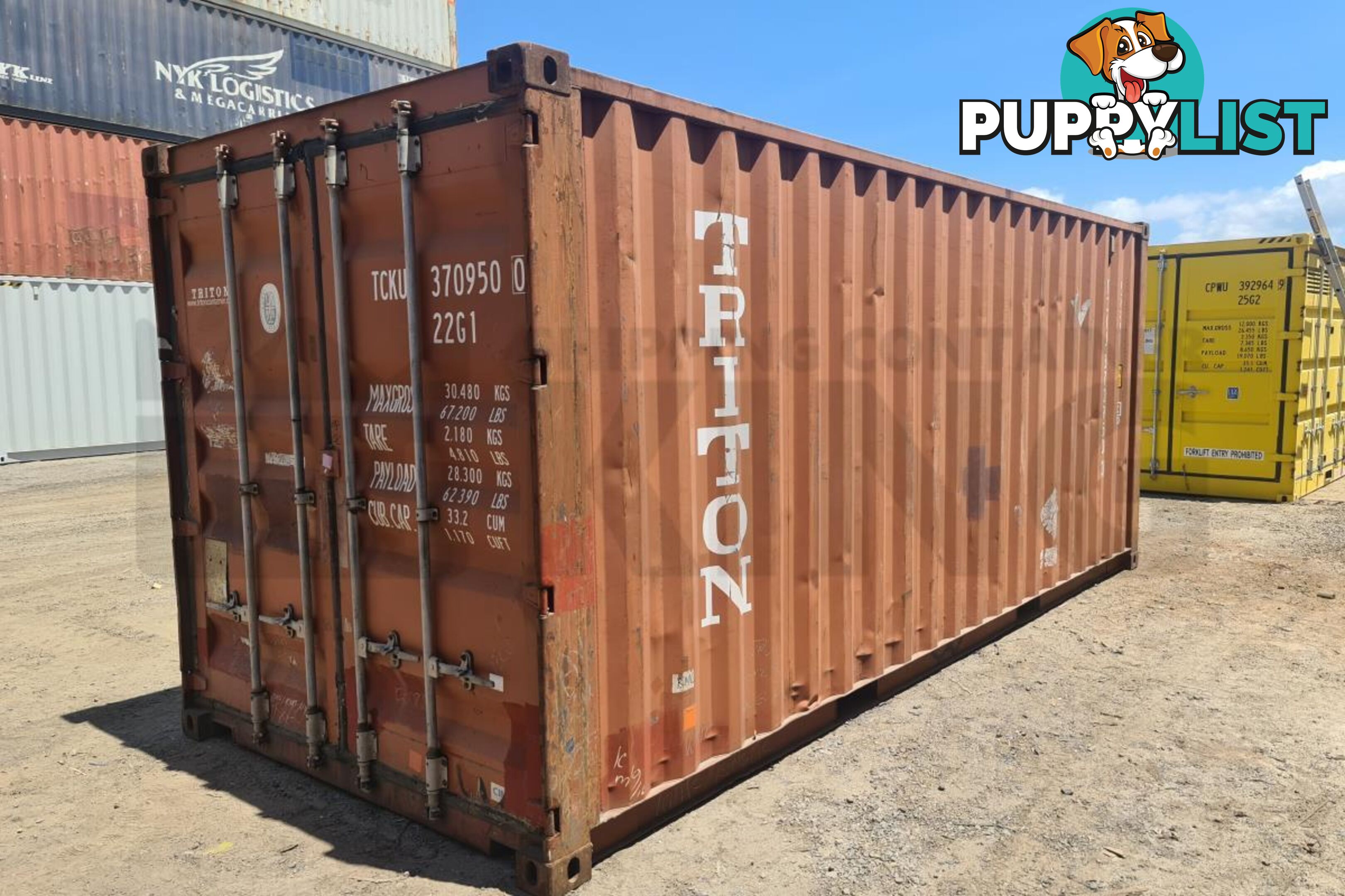 20' STANDARD HEIGHT SHIPPING CONTAINER - in Brisbane