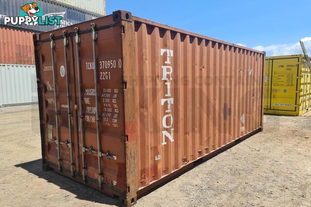 20' STANDARD HEIGHT SHIPPING CONTAINER - in Brisbane