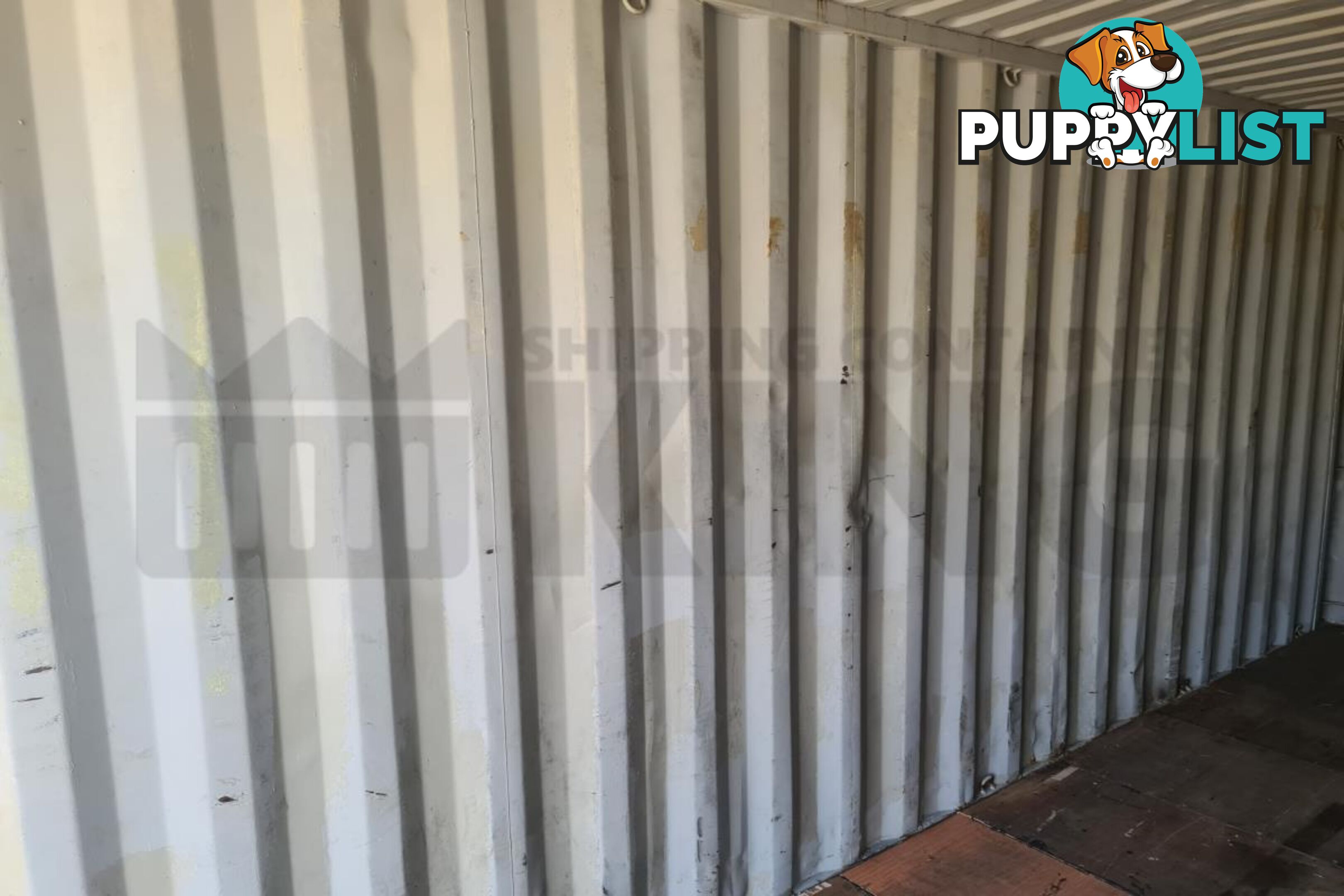 20' STANDARD HEIGHT SHIPPING CONTAINER - in Brisbane