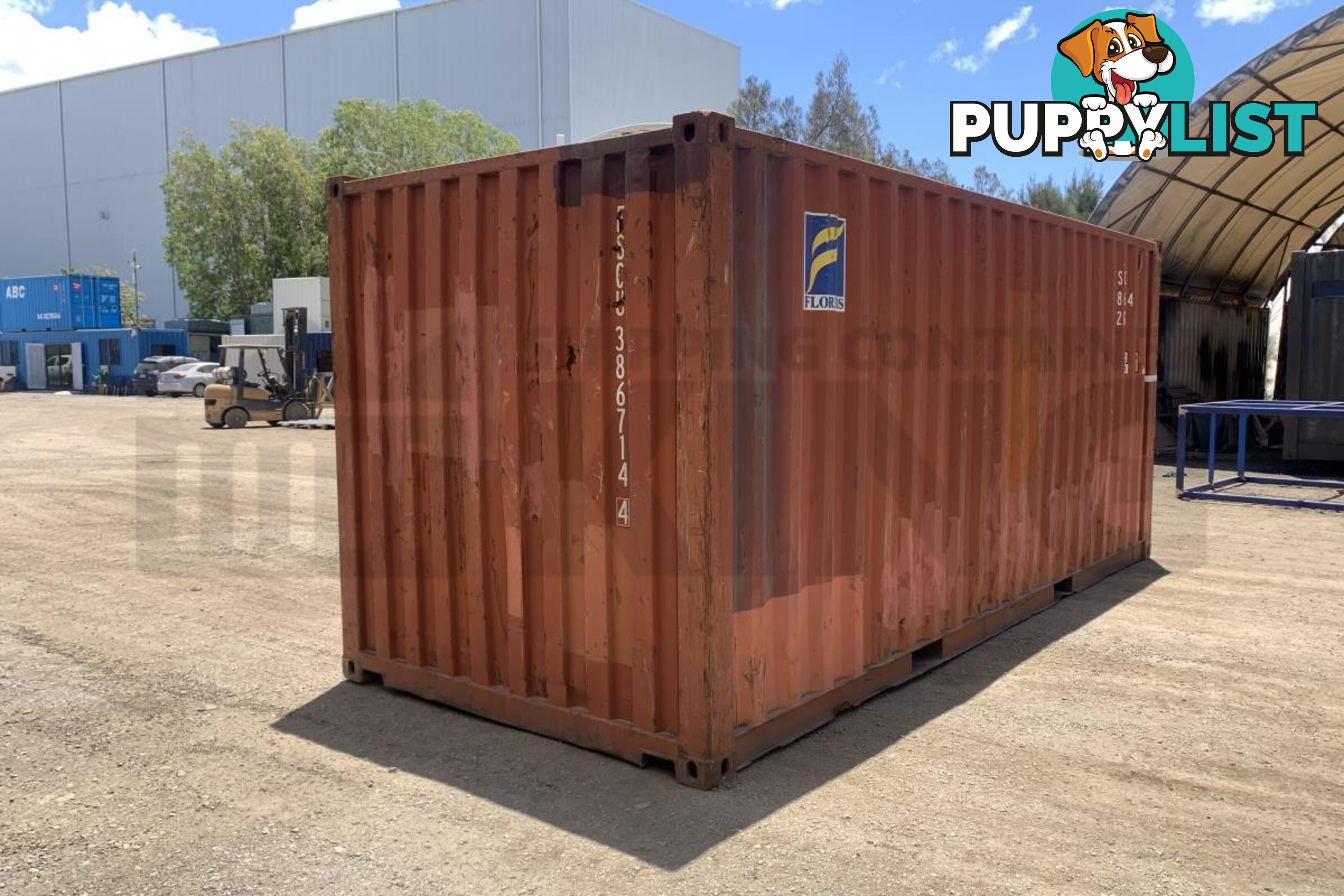 20' STANDARD HEIGHT SHIPPING CONTAINER - in Brisbane