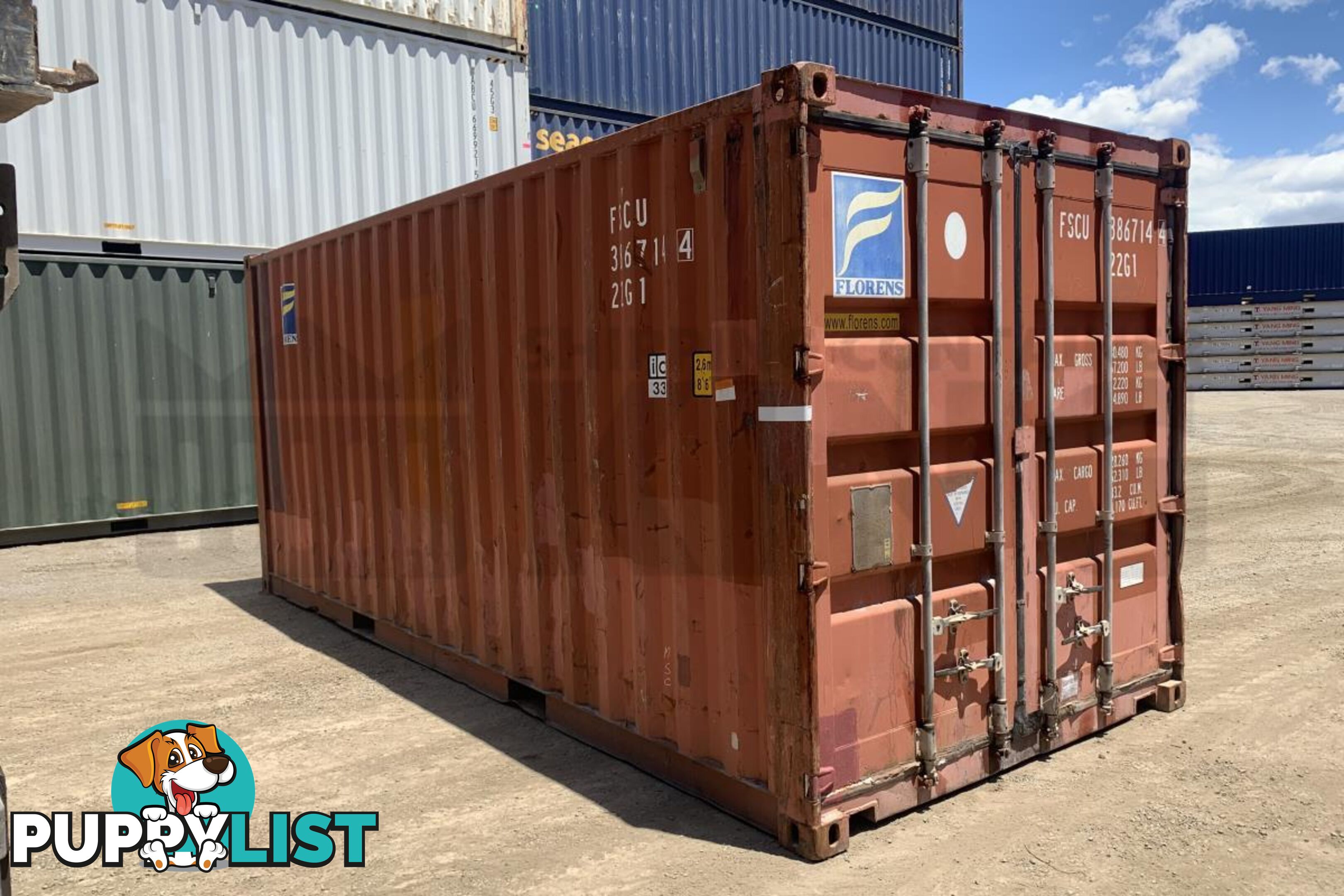 20' STANDARD HEIGHT SHIPPING CONTAINER - in Brisbane