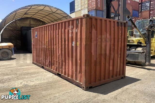 20' STANDARD HEIGHT SHIPPING CONTAINER - in Brisbane