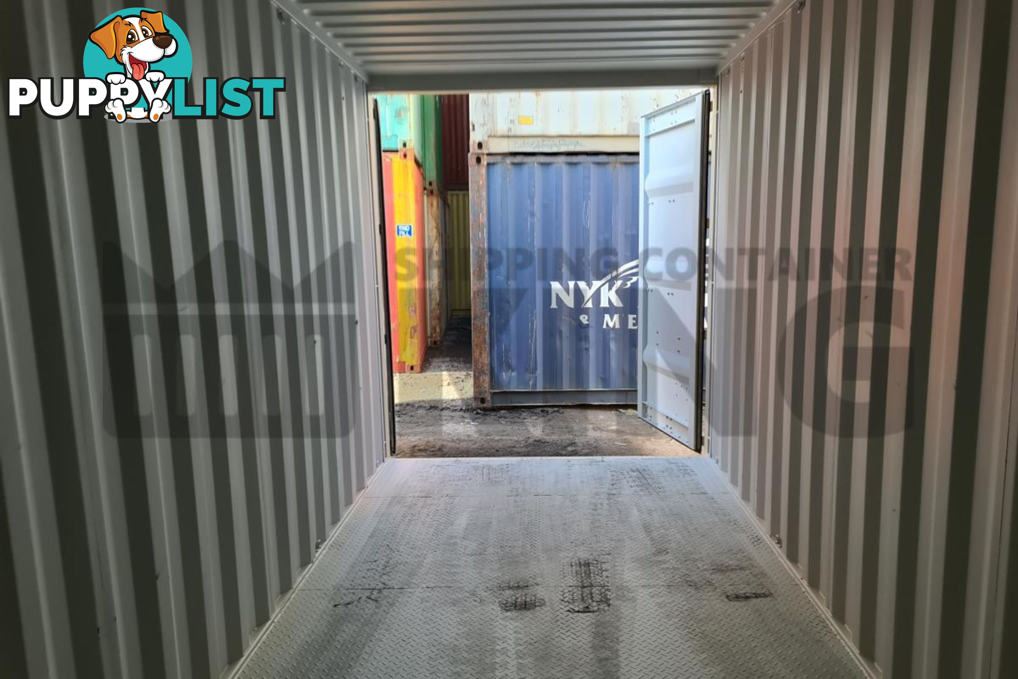 20' HIGH CUBE SHIPPING CONTAINER (STEEL FLOOR)