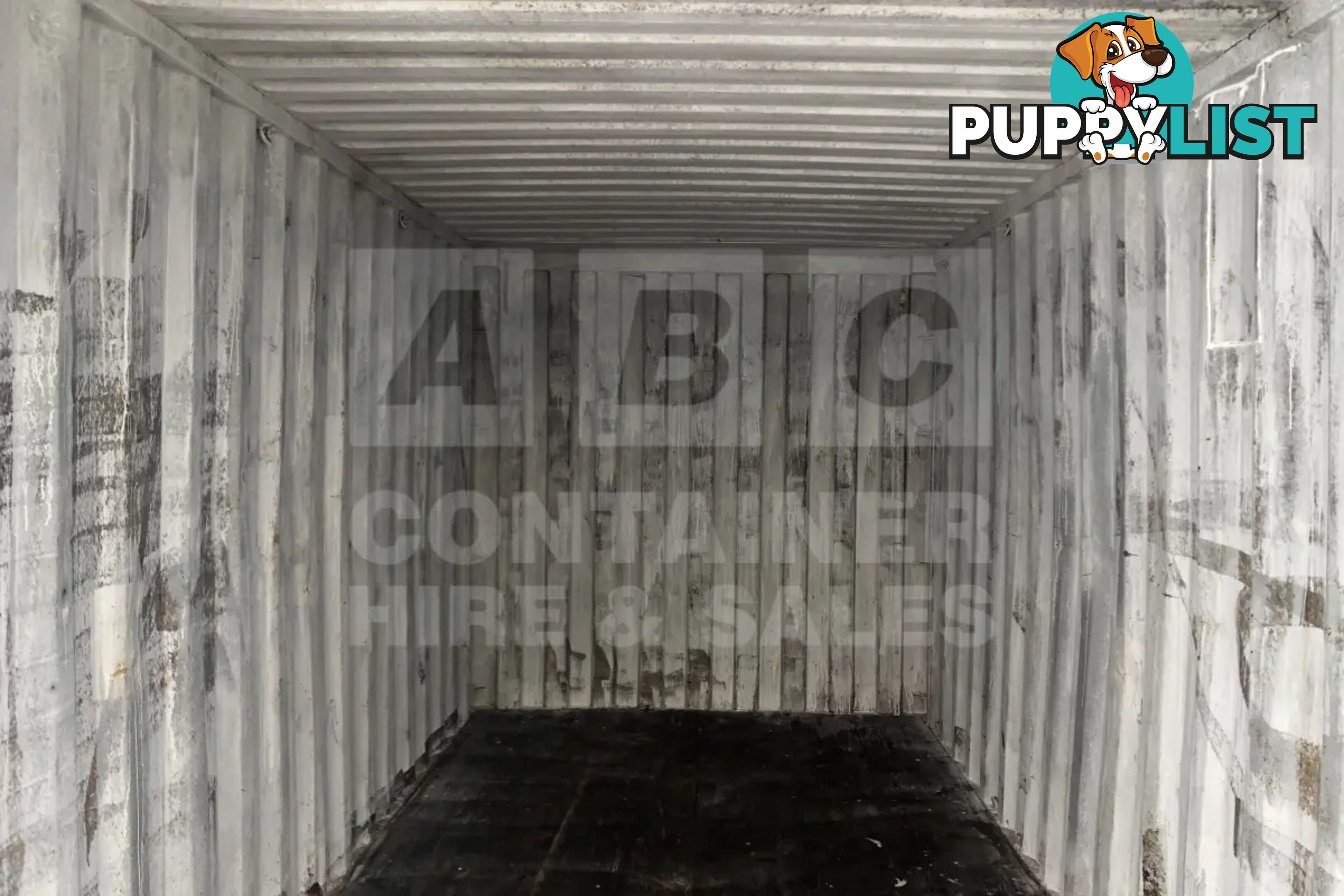 20' STANDARD HEIGHT SHIPPING CONTAINER - in Brisbane