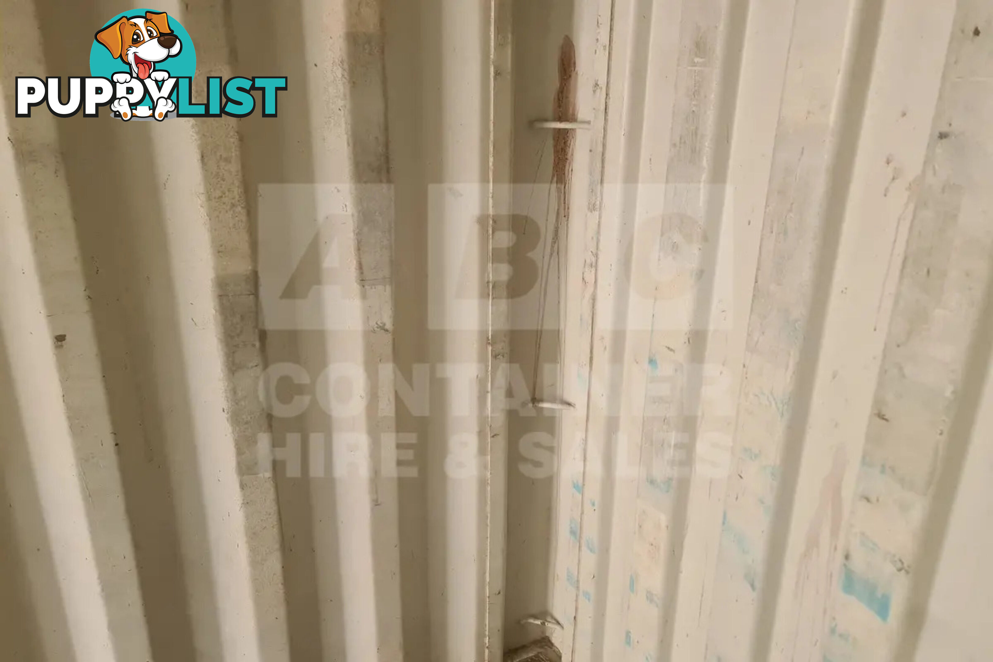 20' STANDARD HEIGHT SHIPPING CONTAINER